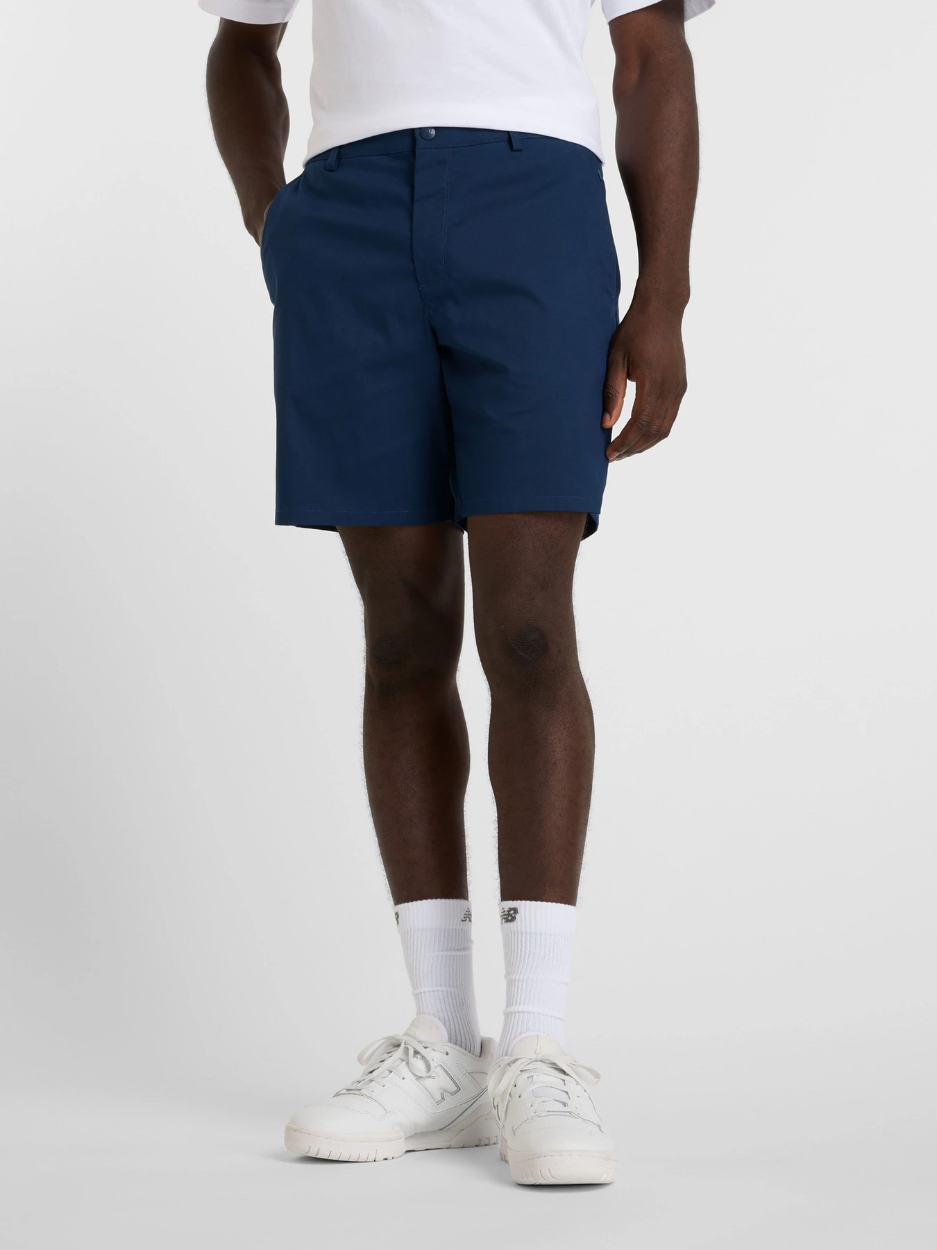 Шорты New Balance Athletics Standard Short 7" модель MS51583NNY Шорты New Balance Athletics Standard Short 7" модель MS51583NNY Фото