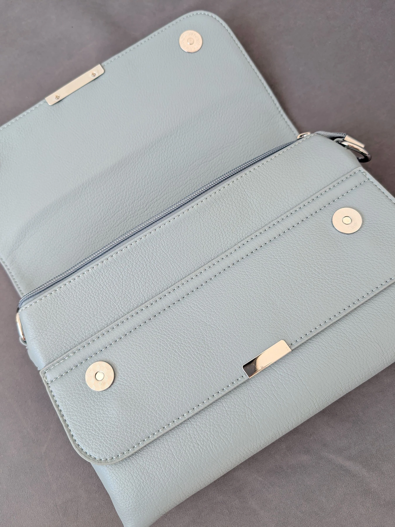 Сумки INNOE модель 3548810-1 Сумки INNOE модель 3548810-1 Фото