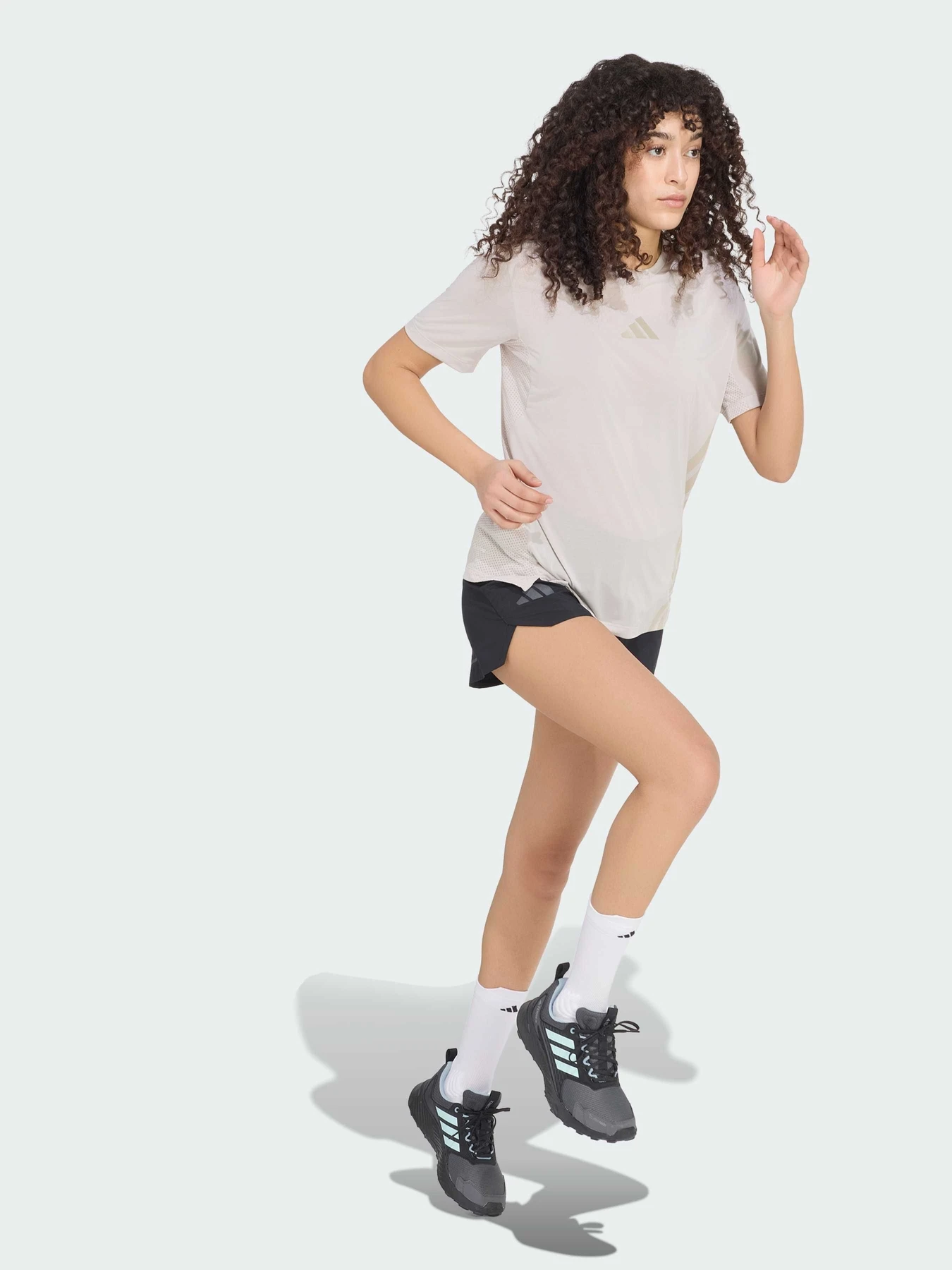 Футболки и поло Adidas модель KF9875 Футболки и поло Adidas модель KF9875 Фото