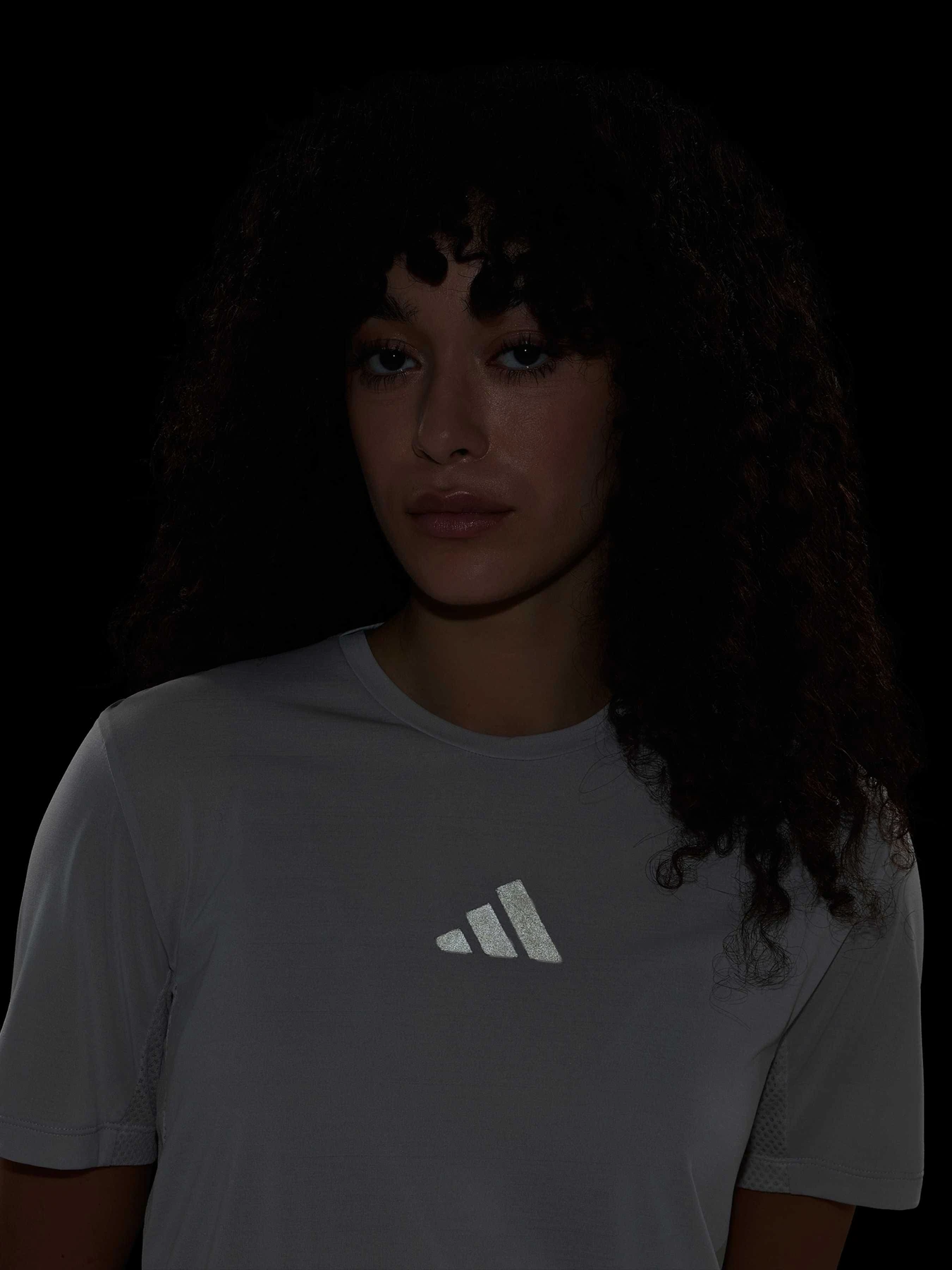 Футболки и поло Adidas модель KF9875 Футболки и поло Adidas модель KF9875 Фото