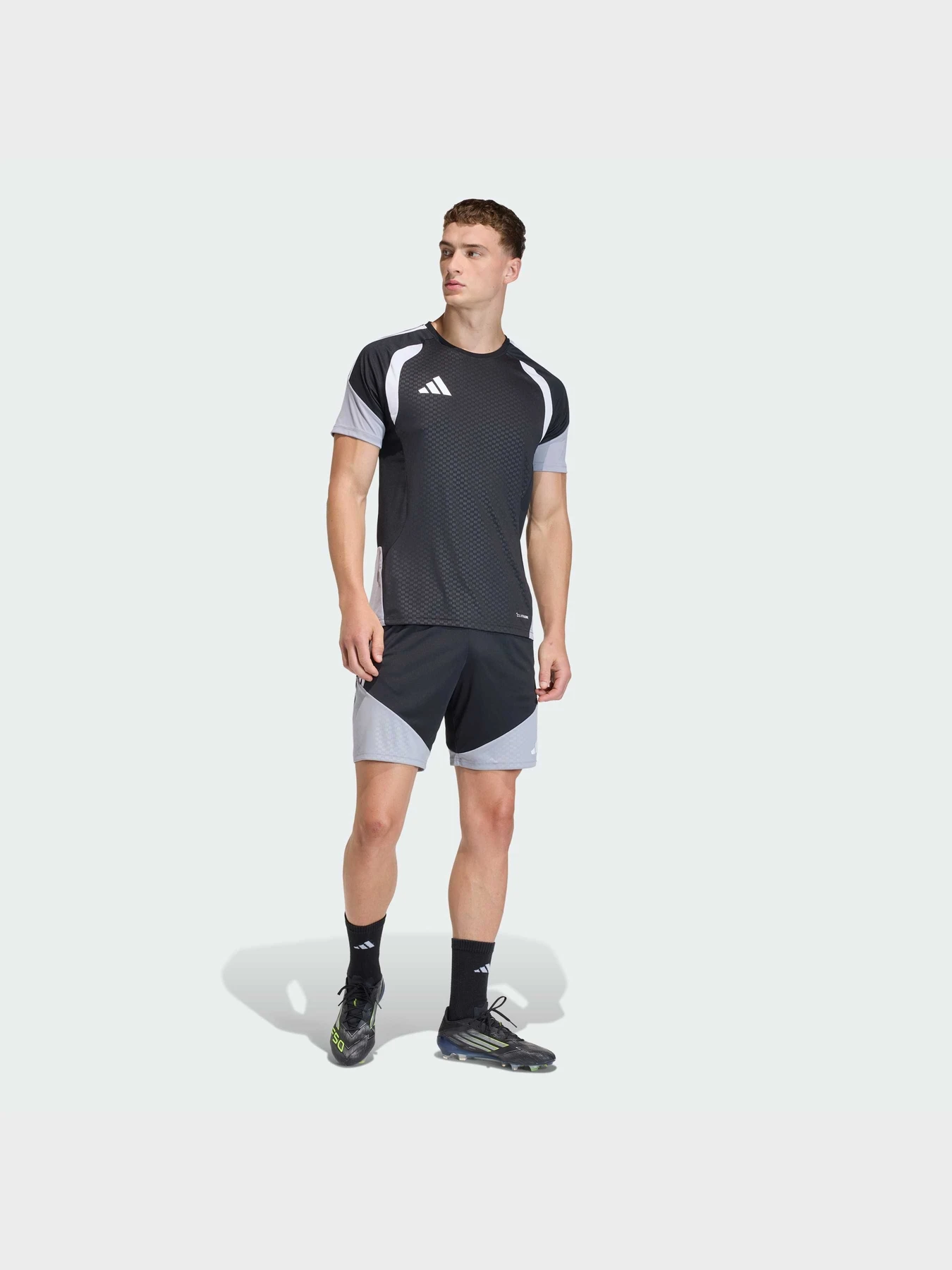 Шорты Adidas Tiro модель JX4251 Шорты Adidas Tiro модель JX4251 Фото