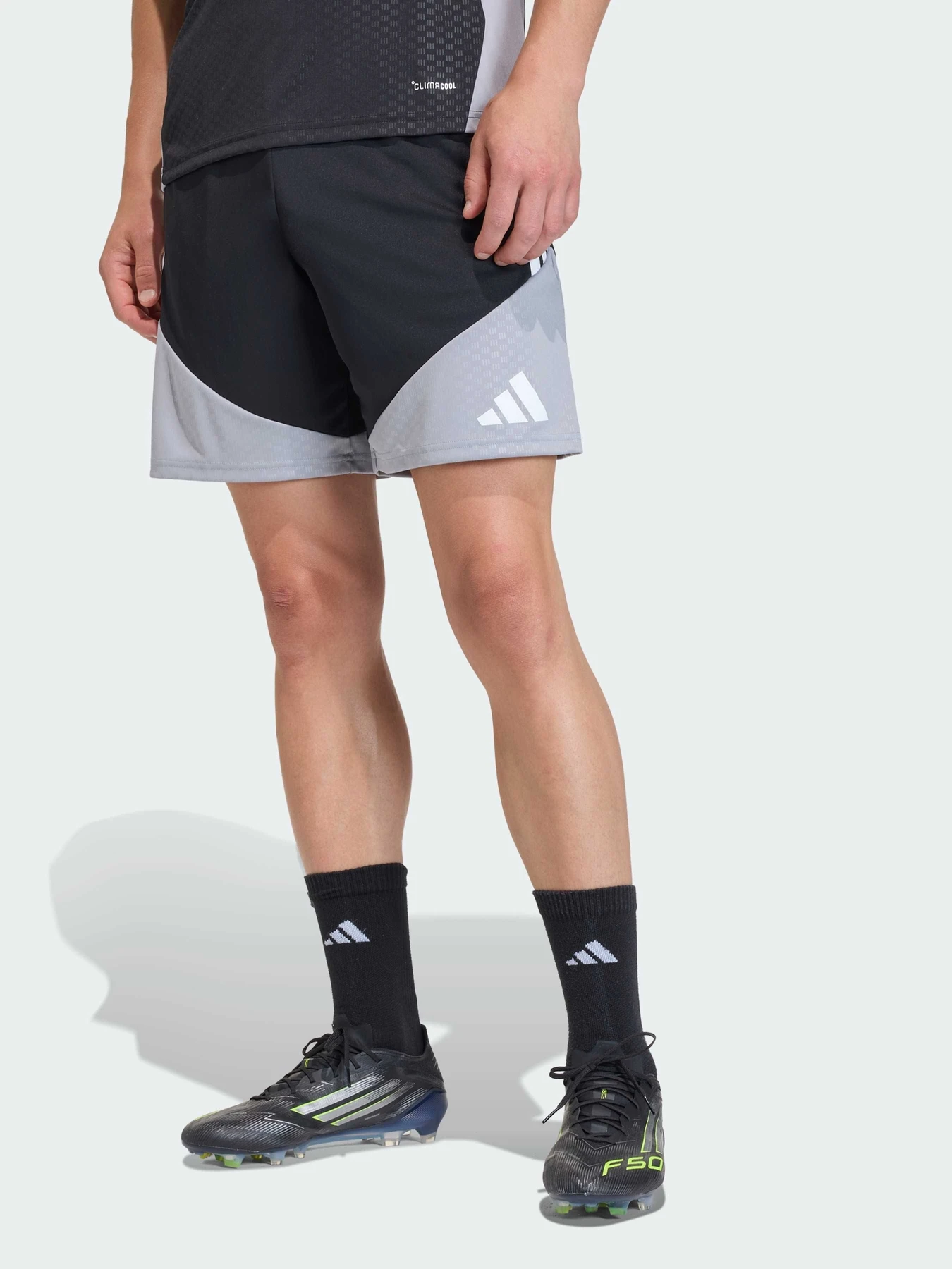Шорты Adidas Tiro модель JX4251 Шорты Adidas Tiro модель JX4251 Фото