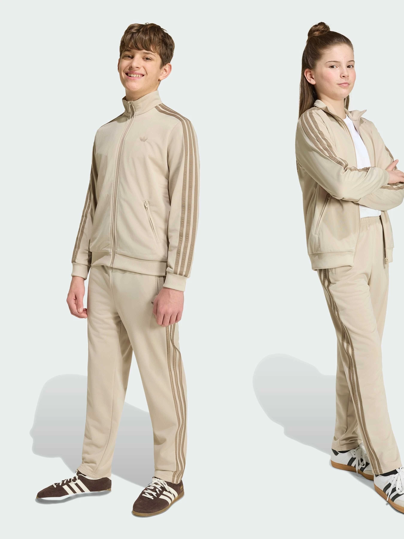 Брюки Adidas модель HZ6652 Брюки Adidas модель HZ6652 Фото