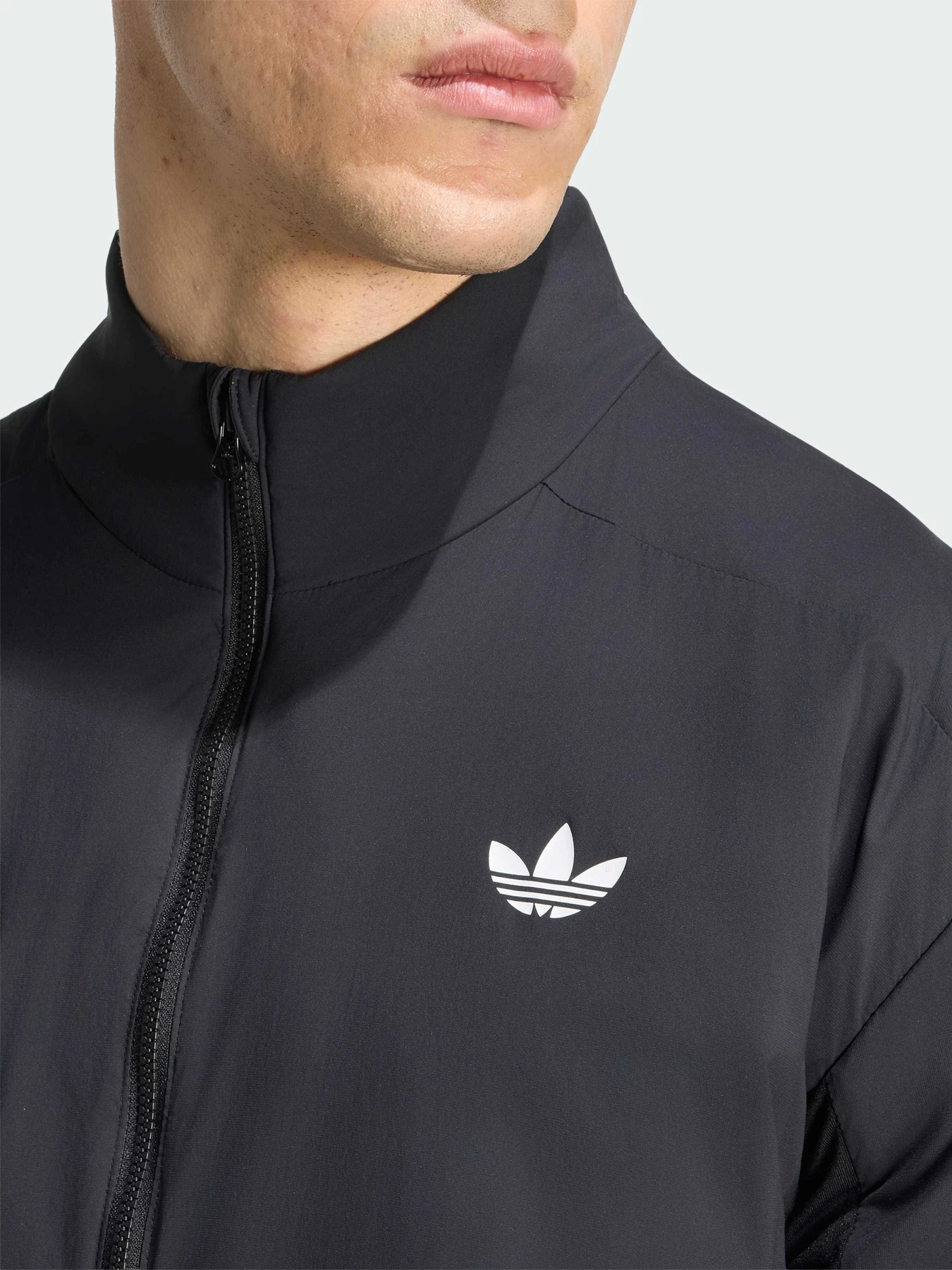 Куртки та дублянки Adidas 3 Stripes модель KR7192 Фото