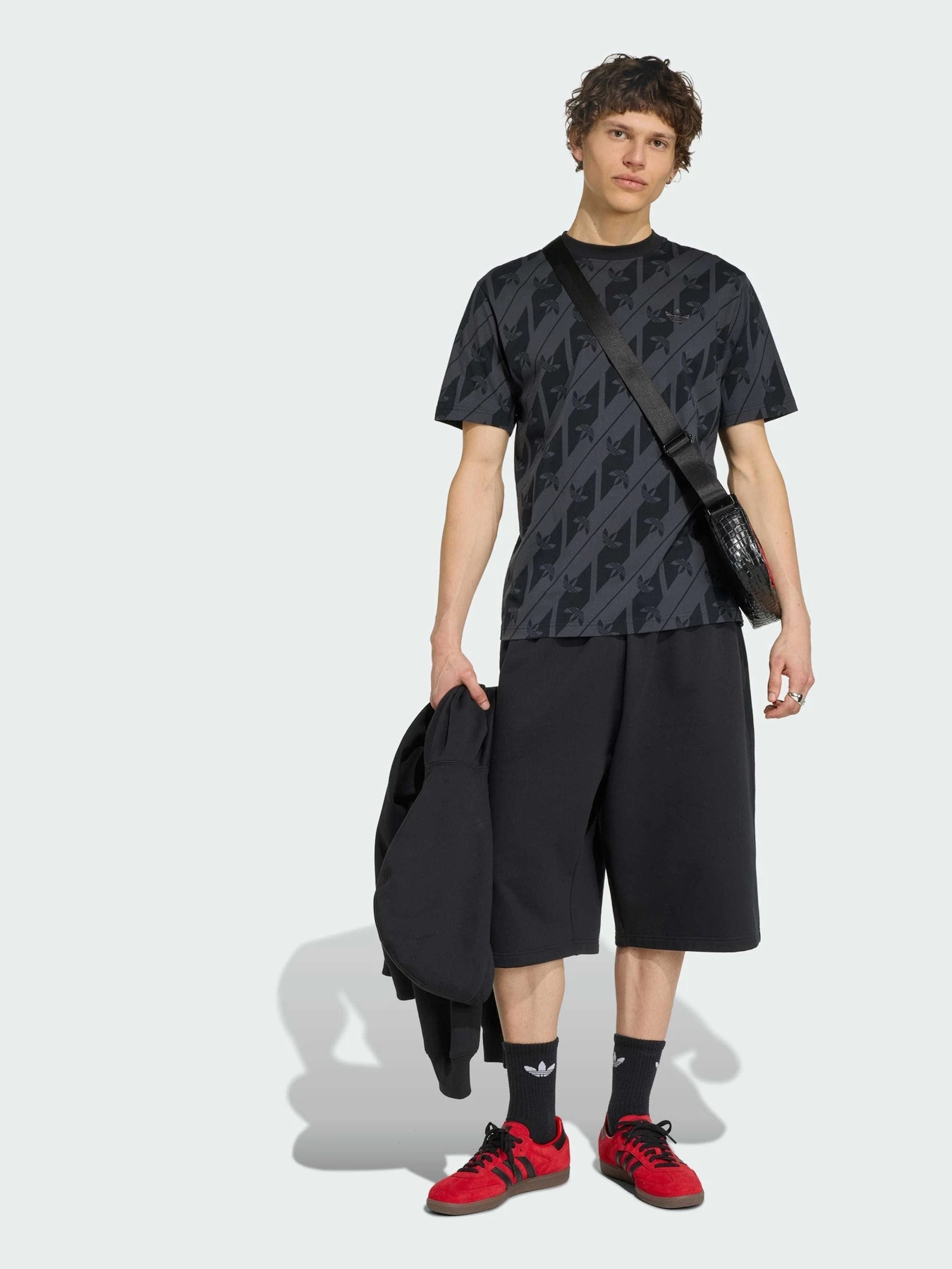 Футболки и поло Adidas Graphics модель KS1698 Футболки и поло Adidas Graphics модель KS1698 Фото