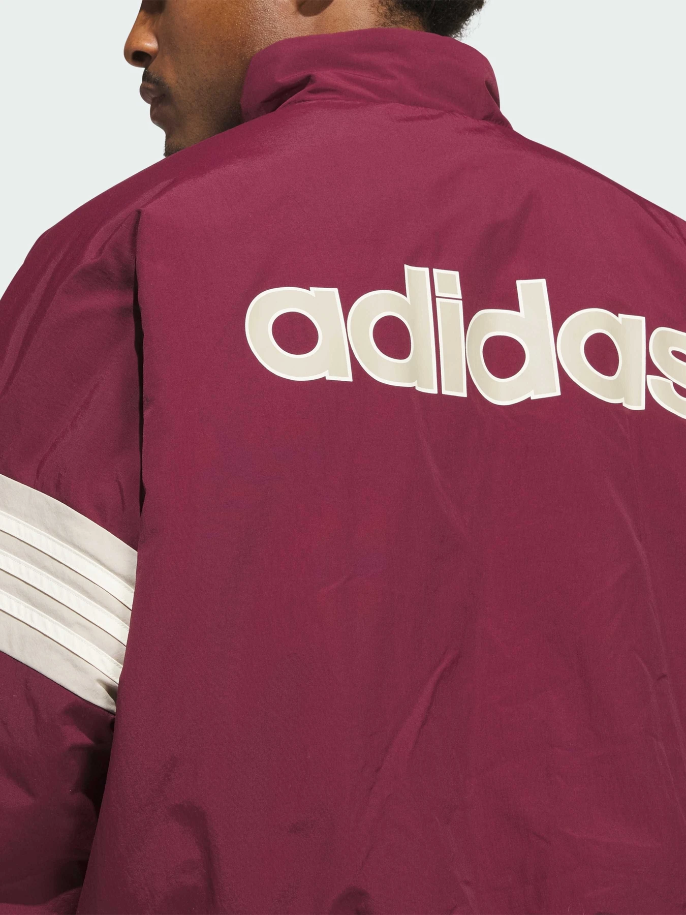 Куртки и дубленки Adidas модель KS8193 Куртки и дубленки Adidas модель KS8193 Фото