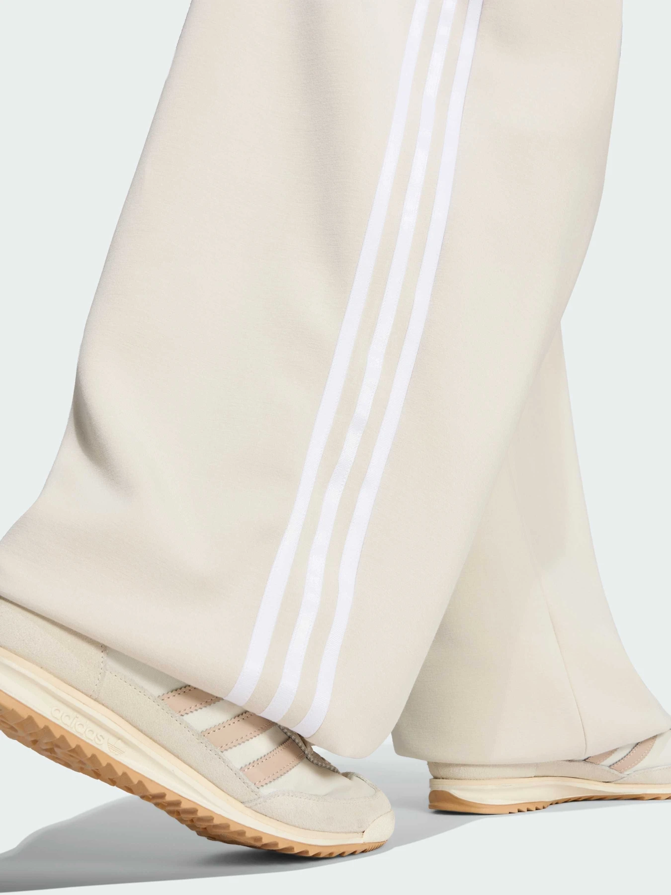 Брюки Adidas модель LD4965 Фото