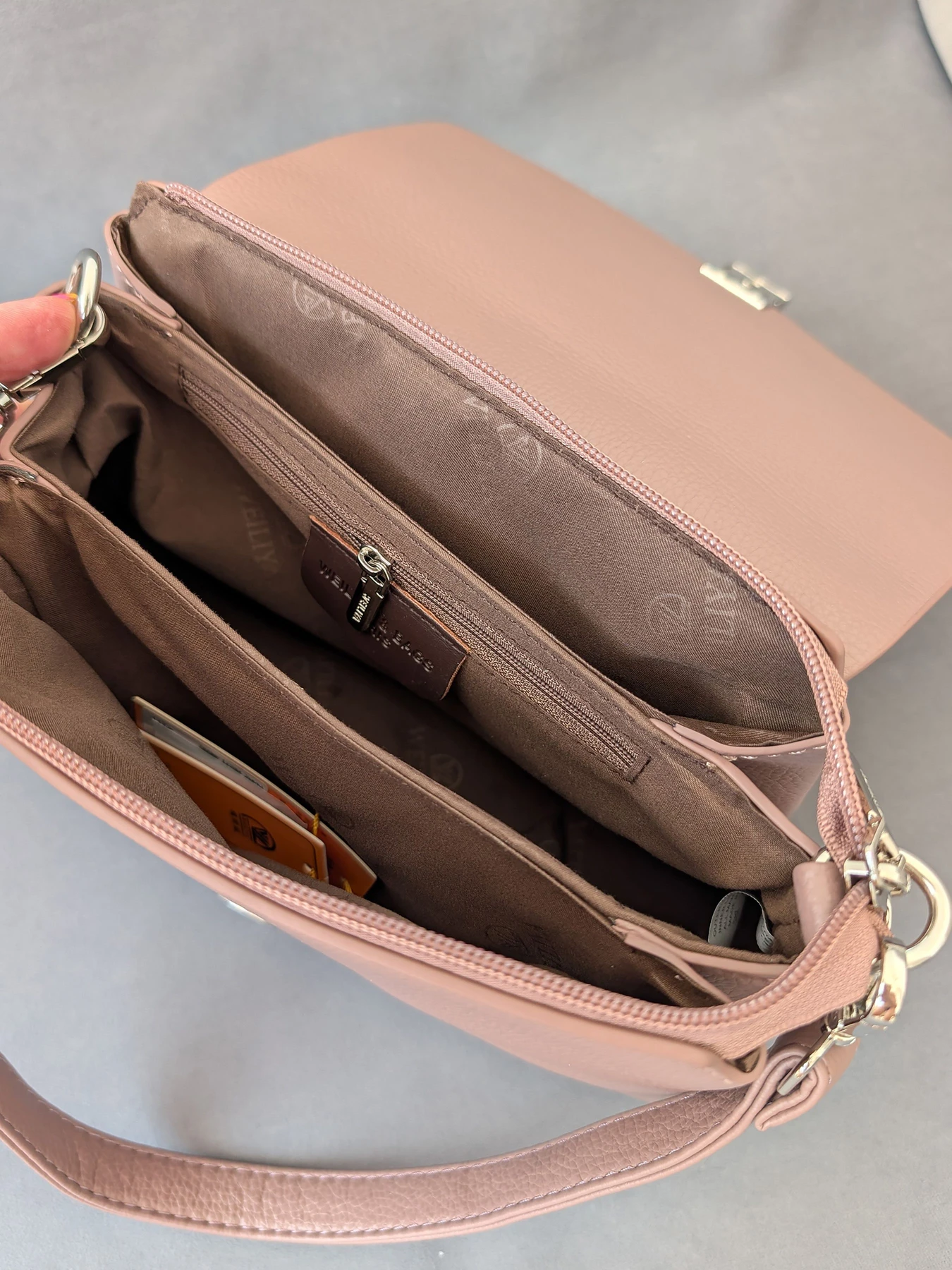 Сумки INNOE модель 352852-1 Сумки INNOE модель 352852-1 Фото