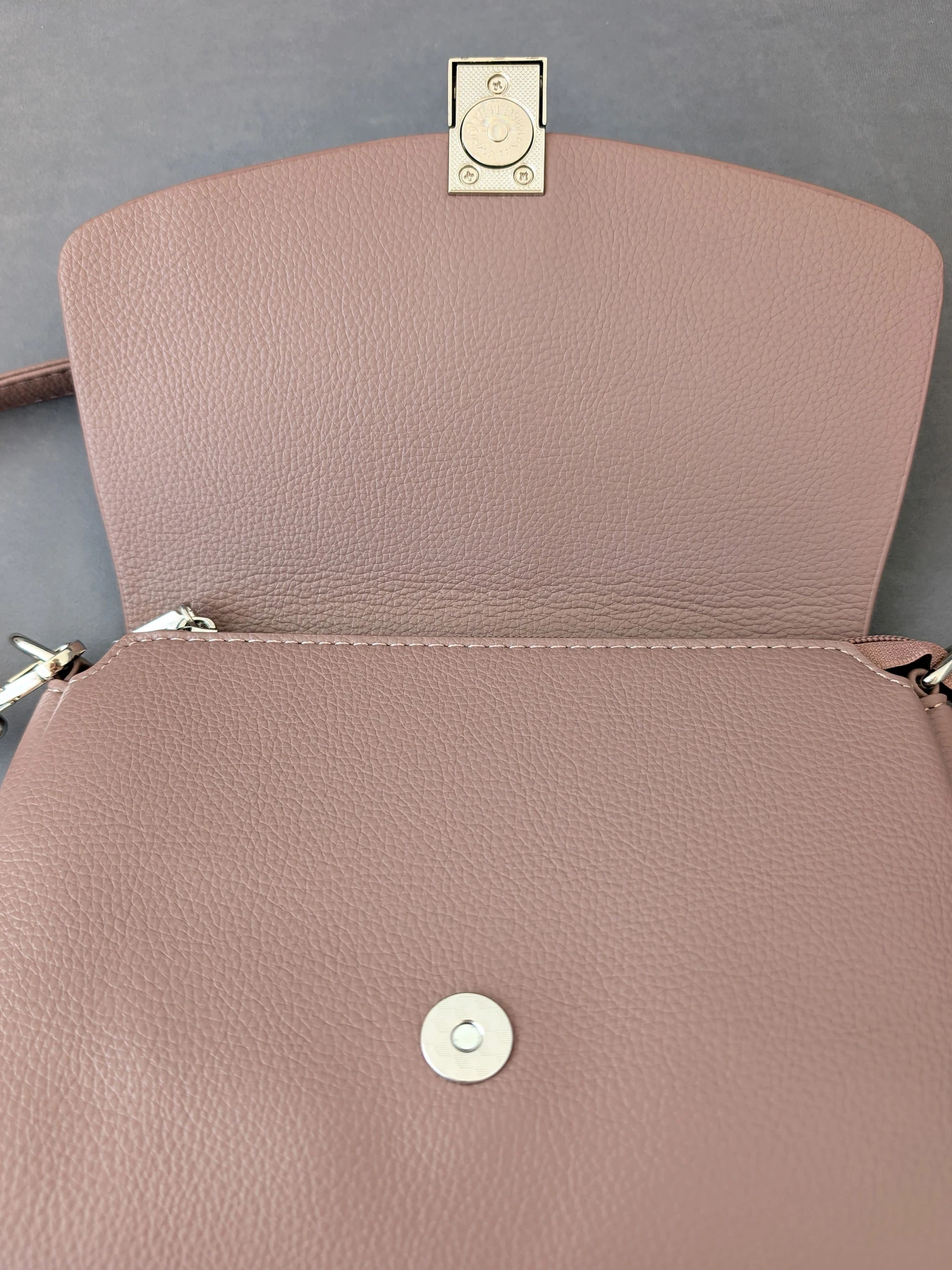 Сумки INNOE модель 352852-1 Сумки INNOE модель 352852-1 Фото