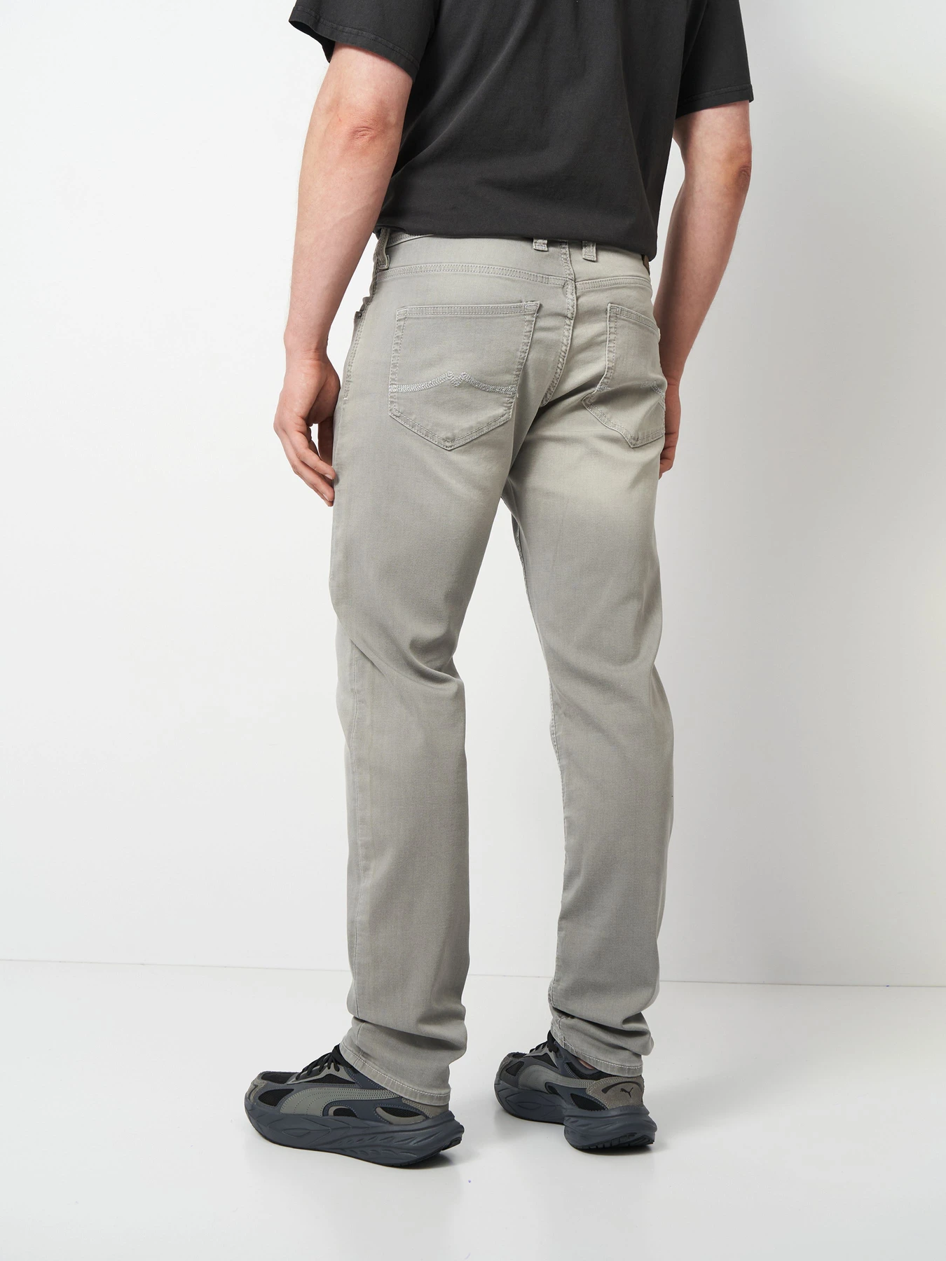 Джинсы Mustang Jeans Oregon Slim K модель 1016432 Фото