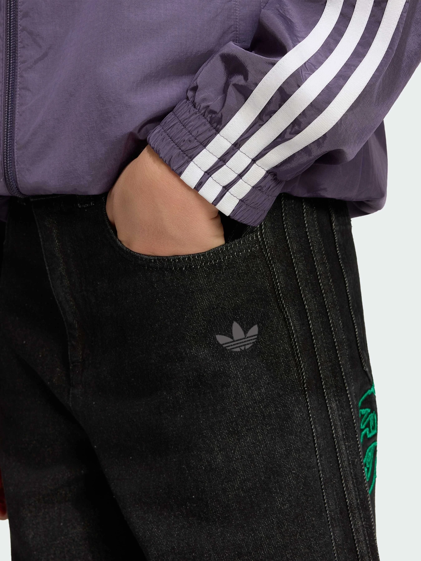 Брюки Adidas Graphics модель KS7111 Брюки Adidas Graphics модель KS7111 Фото