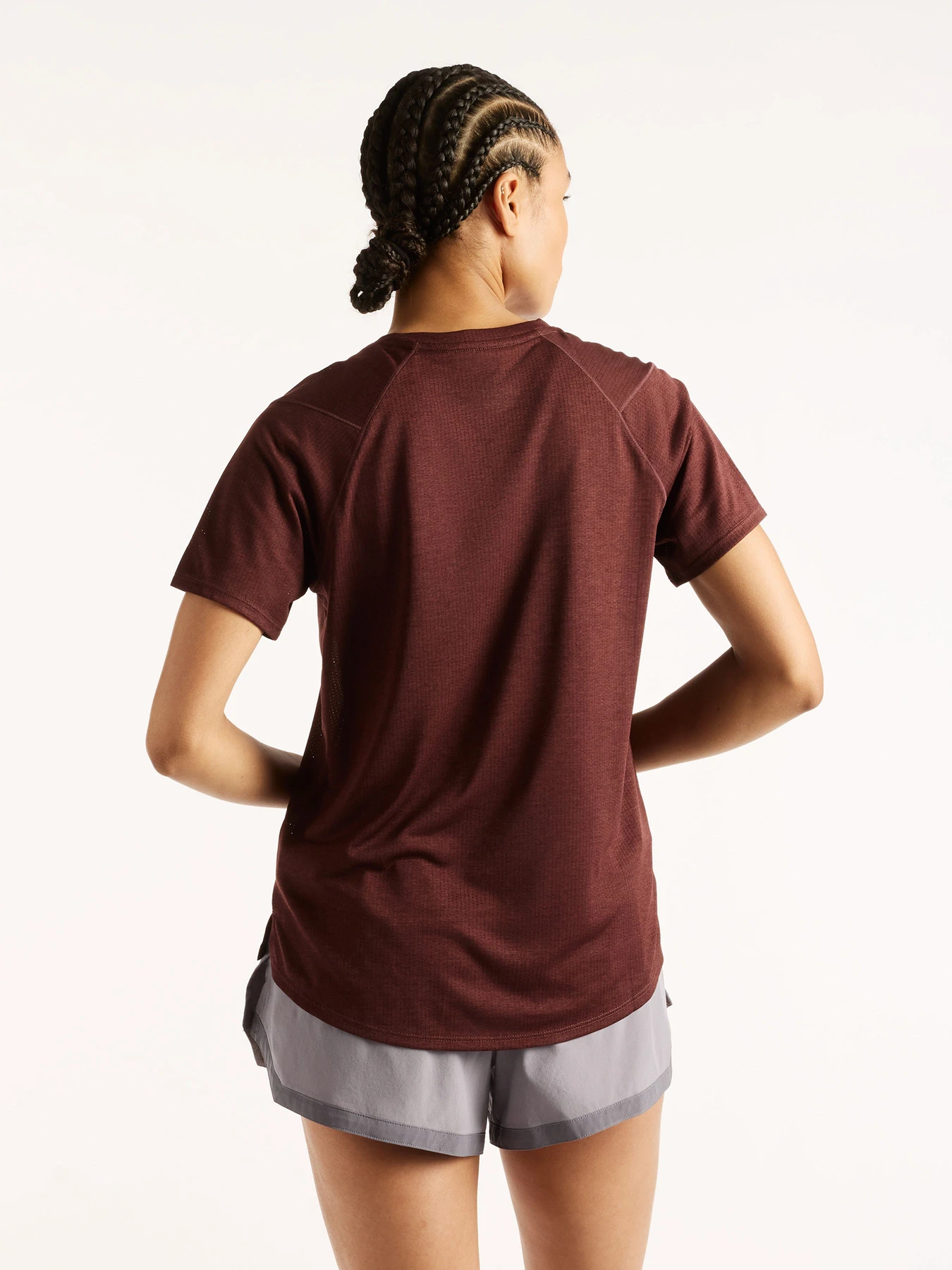 Футболки и поло New Balance RC Essential модель WT41253YLR Футболки и поло New Balance RC Essential модель WT41253YLR Фото