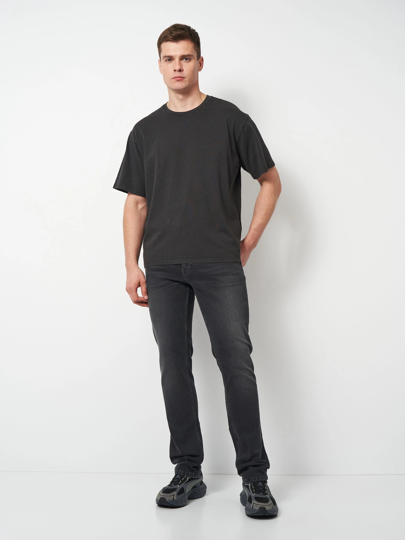 Джинсы Mustang Jeans Vegas Slim модель 1016794 Джинсы Mustang Jeans Vegas Slim модель 1016794 Фото