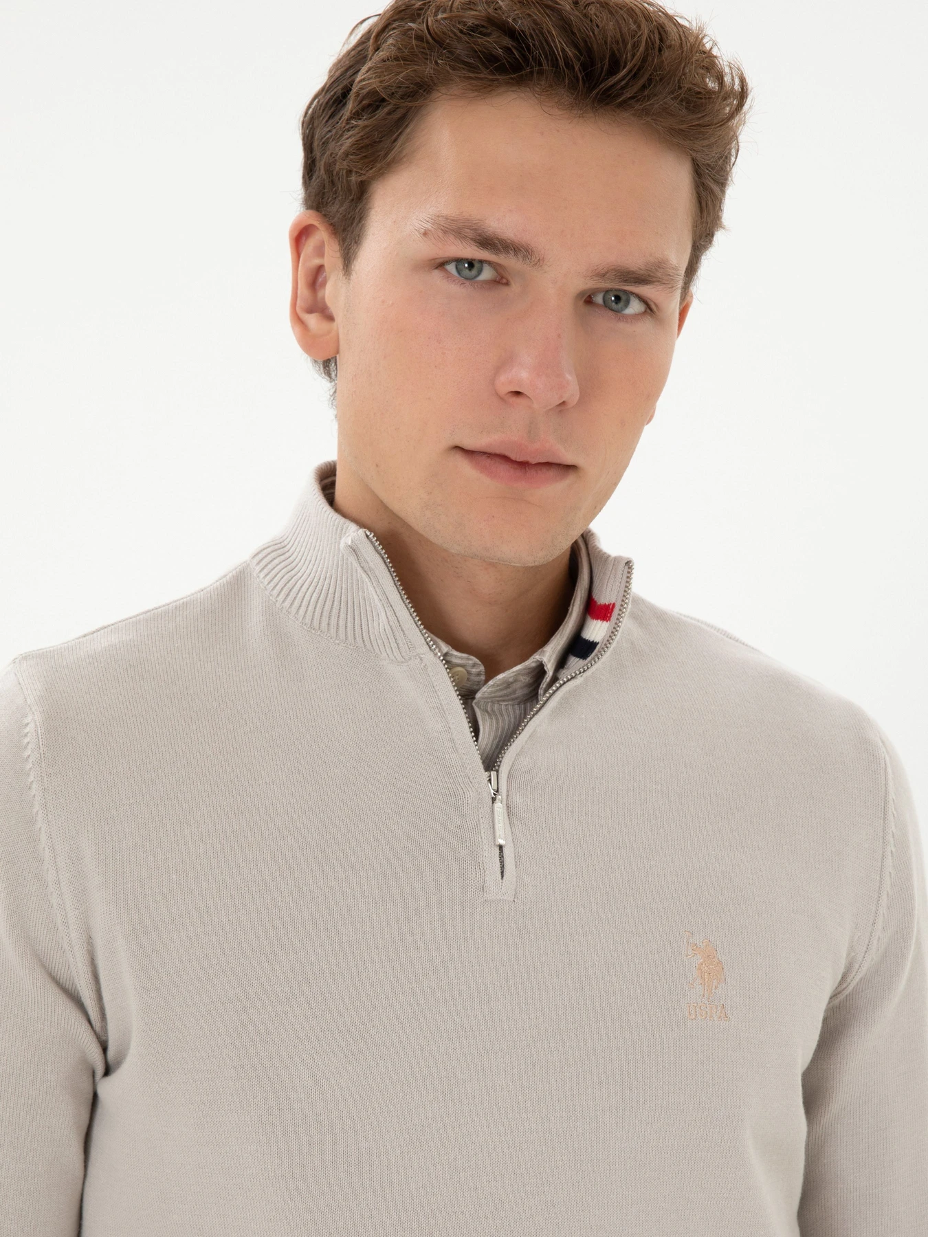 Свитеры и кардиганы US Polo модель 2334906-C55 Свитеры и кардиганы US Polo модель 2334906-C55 Фото
