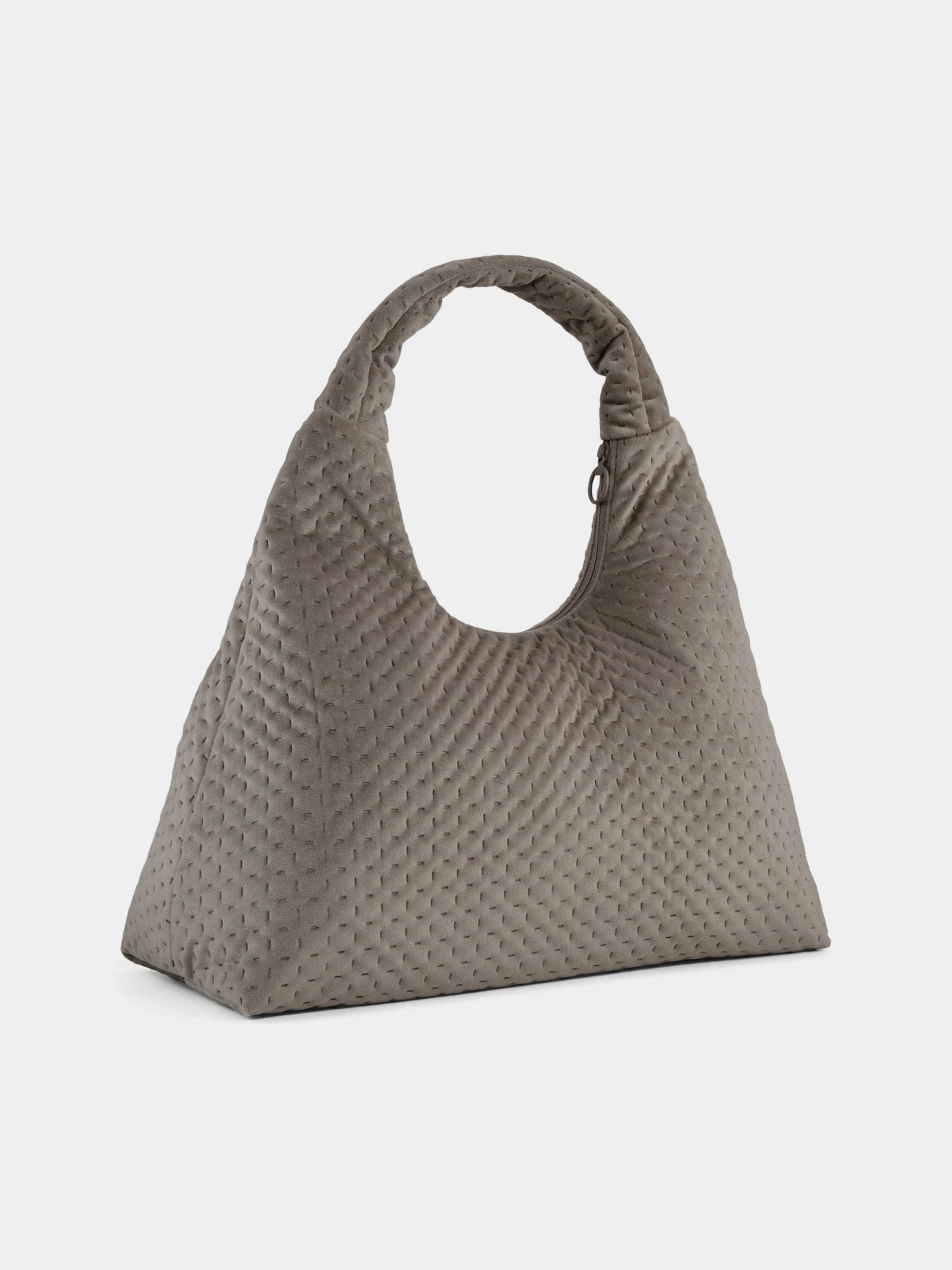 Сумки PUMA Up Velvet Large Prism Bag модель 092761 Сумки PUMA Up Velvet Large Prism Bag модель 092761 Фото