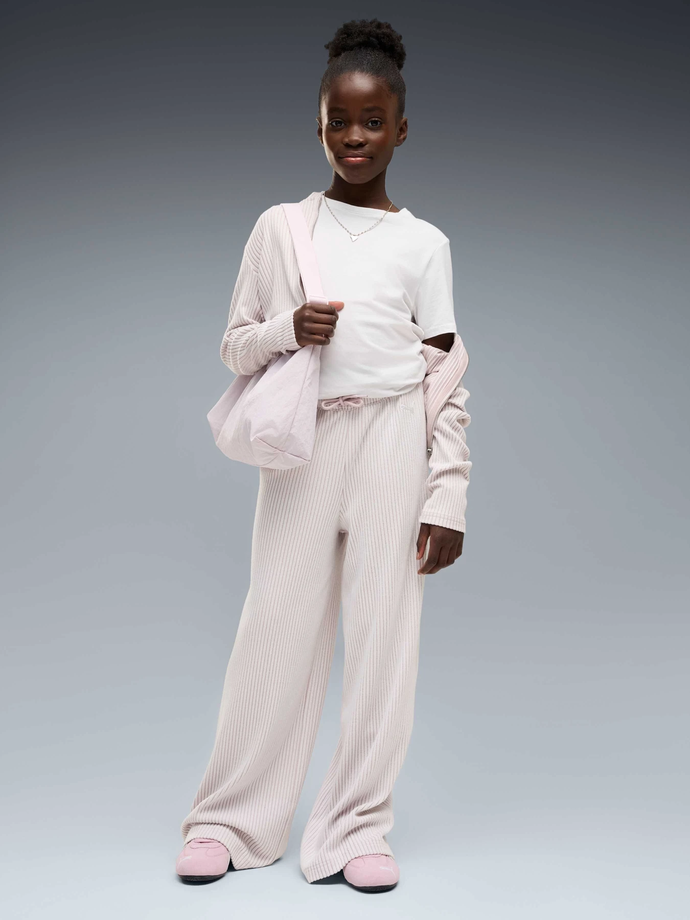 Брюки PUMA Ess Ribbed Soft Touch Pants модель 637802 Фото