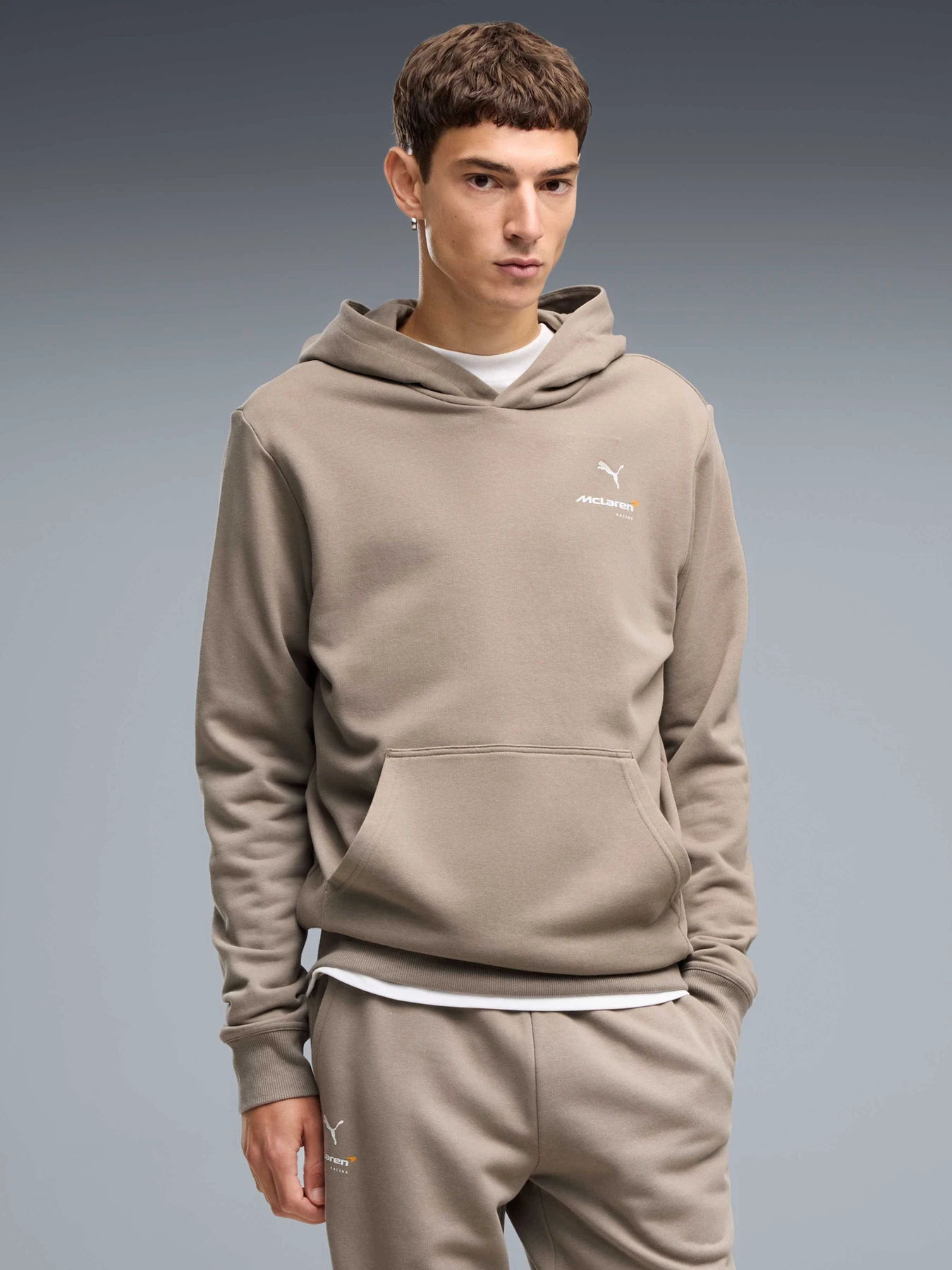Худі та світшоти PUMA Mclaren Ess Hoodie модель 637447 Фото