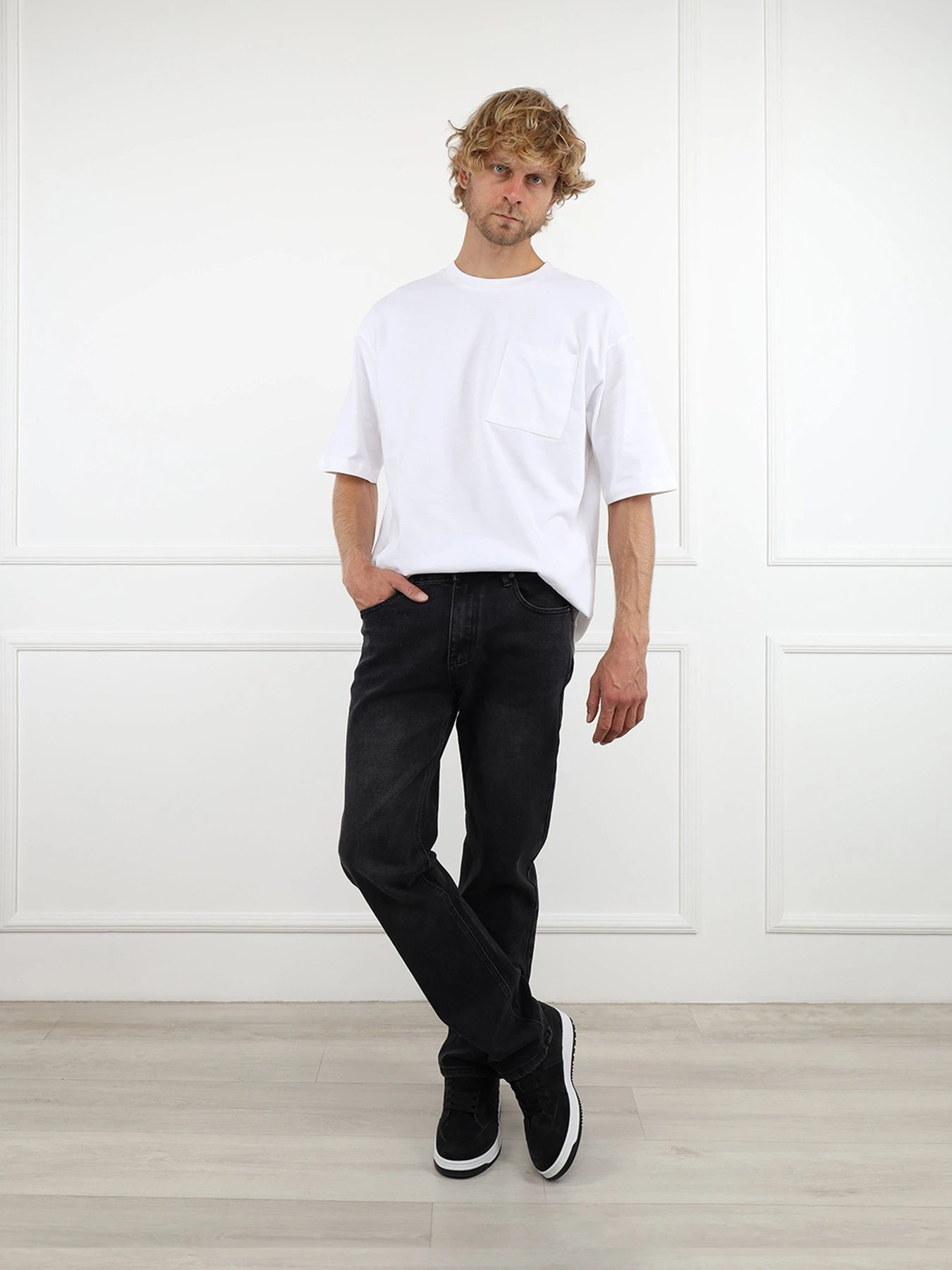 Джинсы YUKI модель ЦБ-00299483 Джинсы YUKI модель ЦБ-00299483 Фото