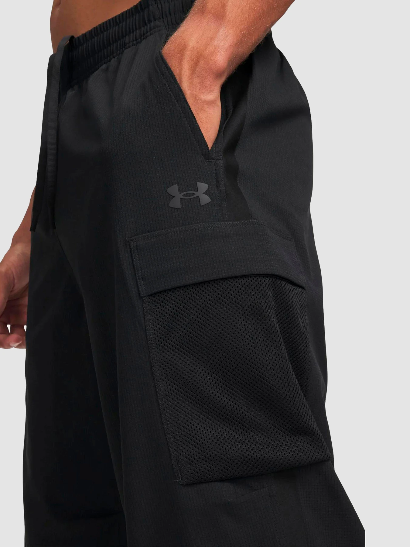 Штани Under Armour Unstoppable Airvent Pant модель 6009363-001 Фото