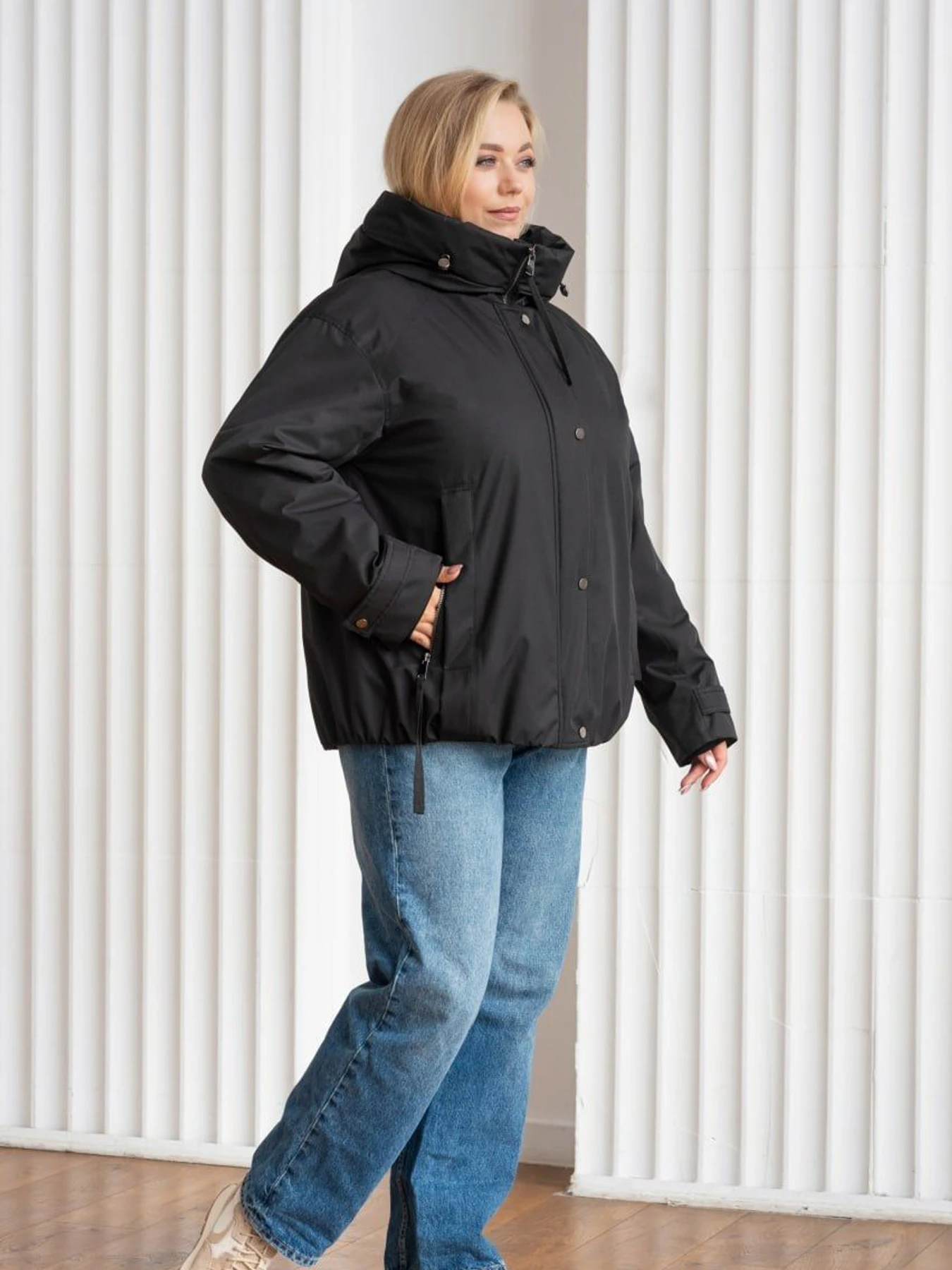 Куртки та дублянки UVENTUM модель 1233-r-BLC Куртки та дублянки UVENTUM модель 1233-r-BLC Фото