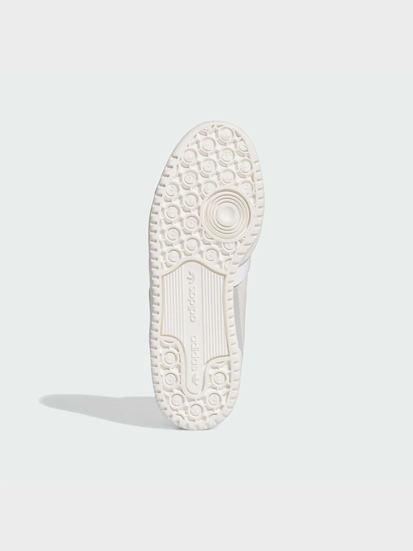 Кроссовки Adidas Forum модель IE8543 Кроссовки Adidas Forum модель IE8543 Фото
