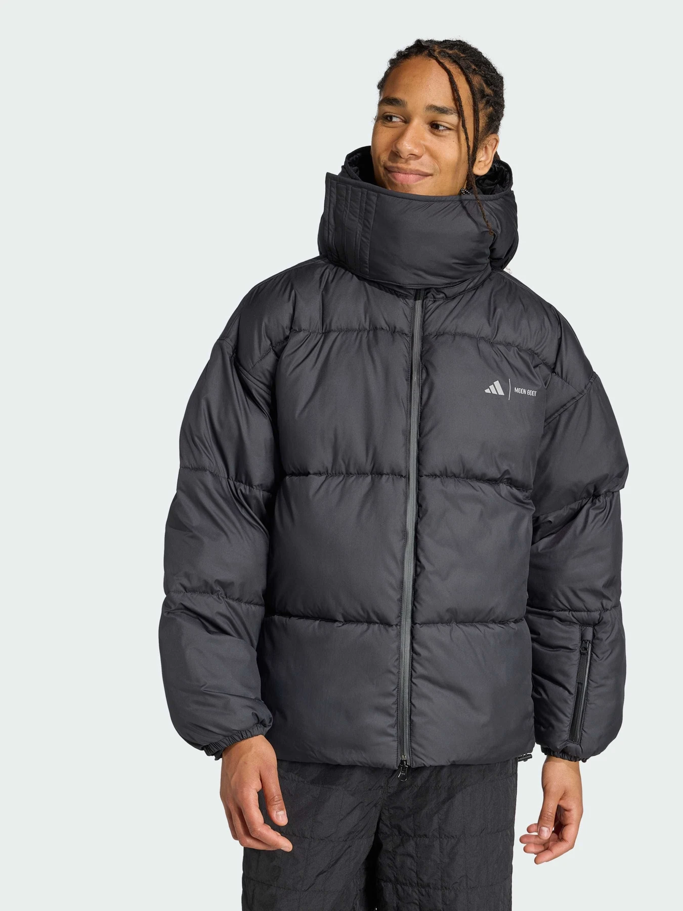 Куртки та дублянки Adidas модель JM8920 Фото