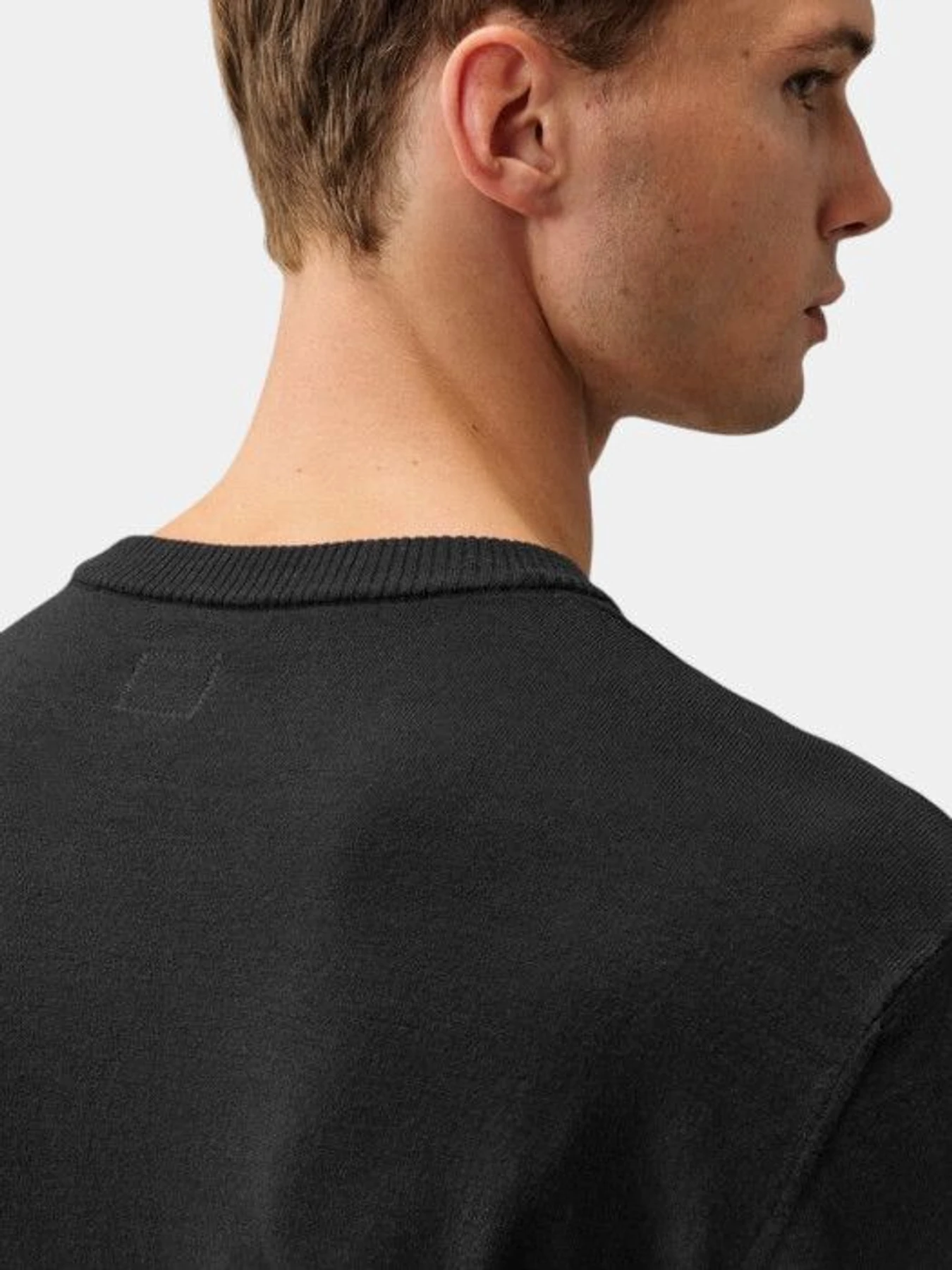 Свитеры и кардиганы CP Company модель 15294 Свитеры и кардиганы CP Company модель 15294 Фото