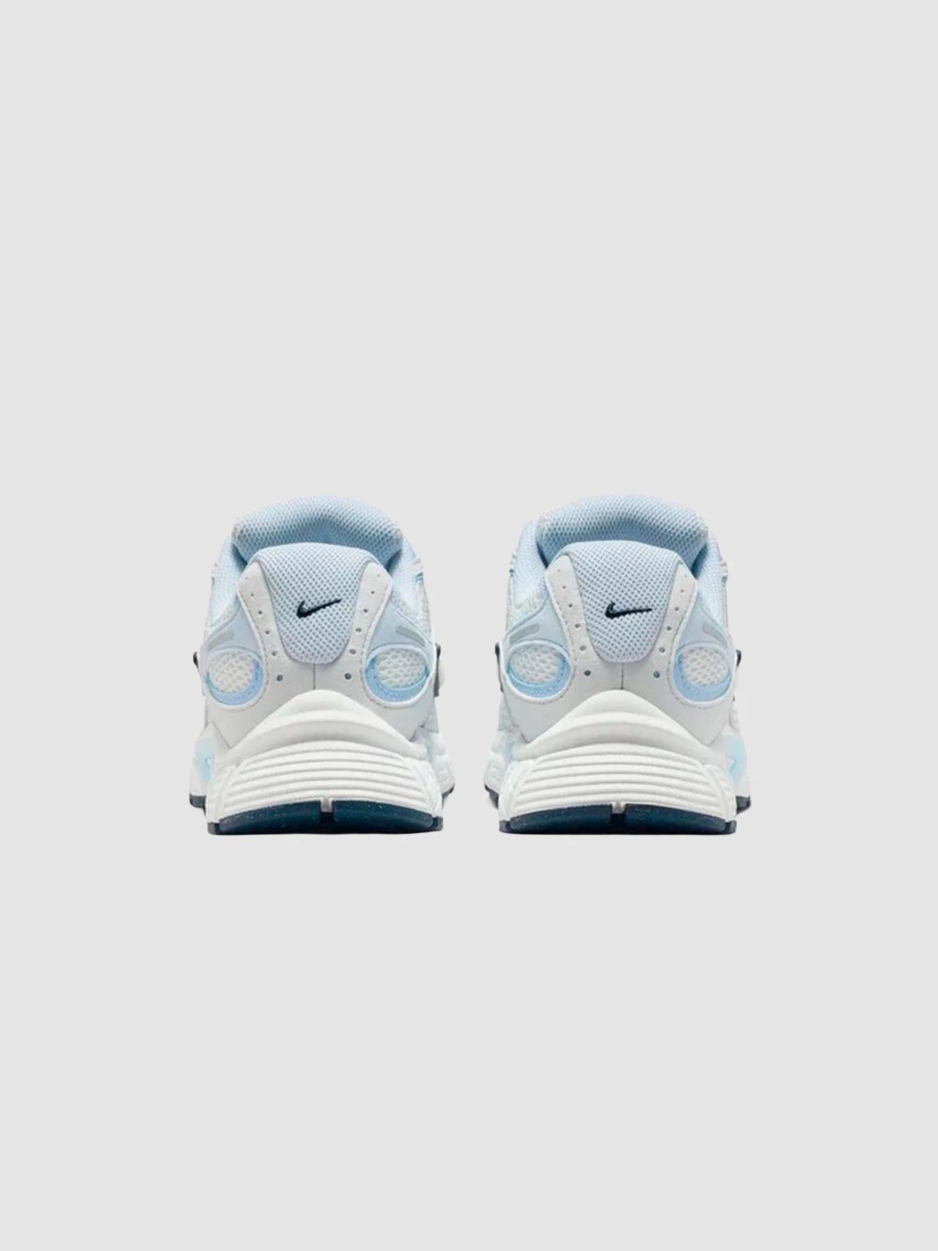 Кроссовки NIKE V5 Rnr модель II6294-104 Фото