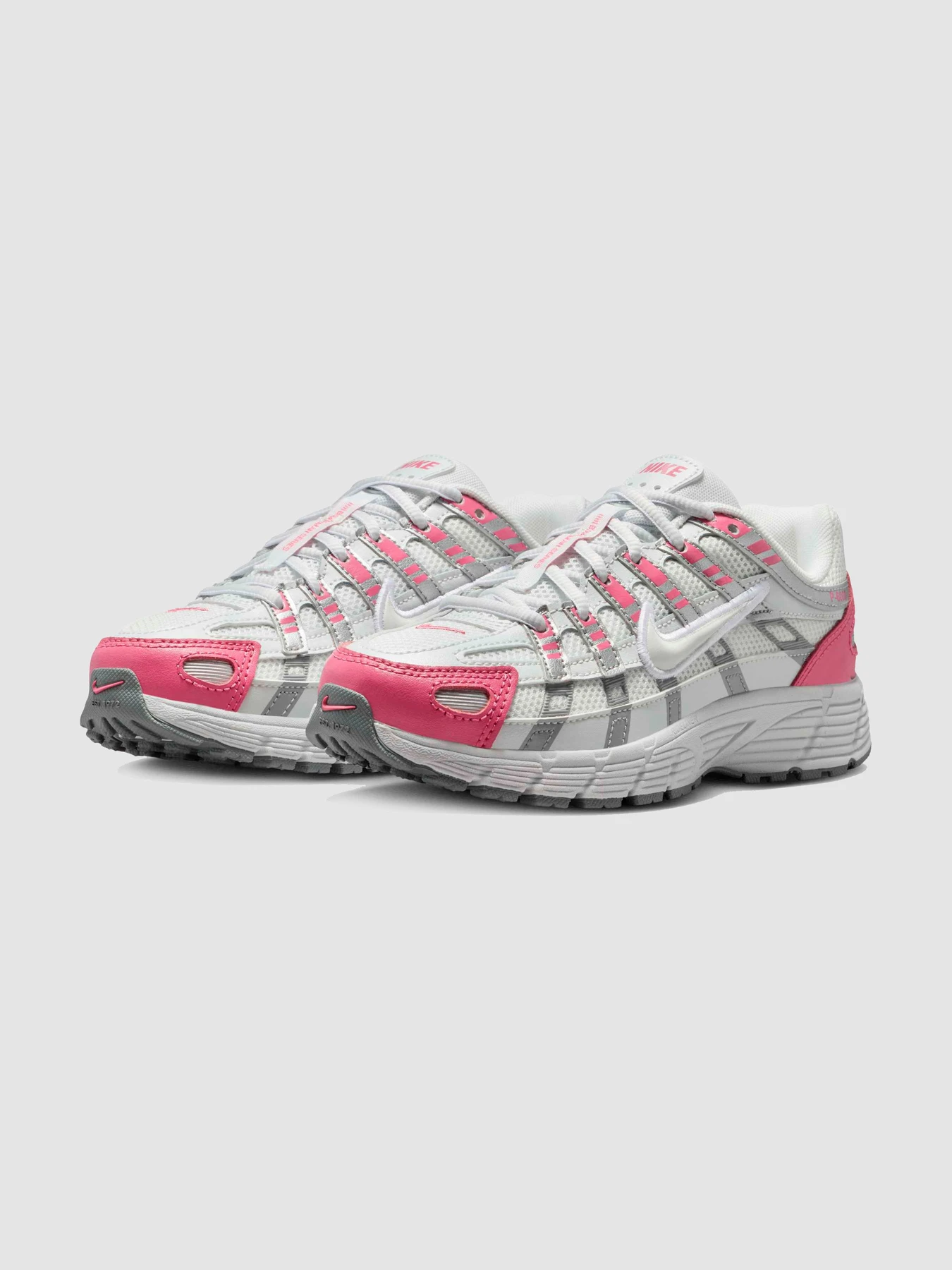Кросівки NIKE P-6000 Gs модель HV5064-103 Кросівки NIKE P-6000 Gs модель HV5064-103 Фото
