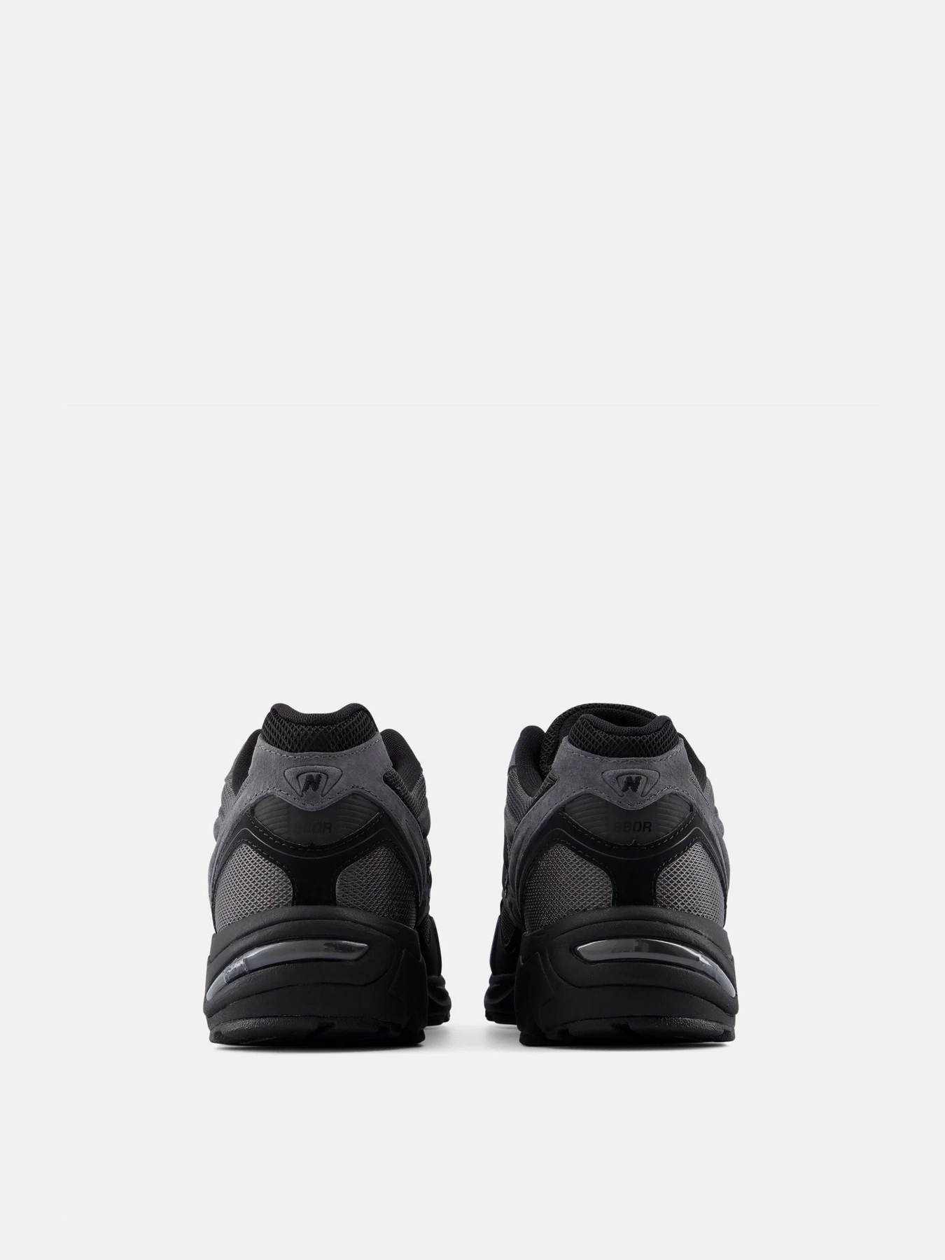Кросівки New Balance модель U880R19U Фото