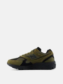 Кросівки New Balance модель U880R2W9 Фото