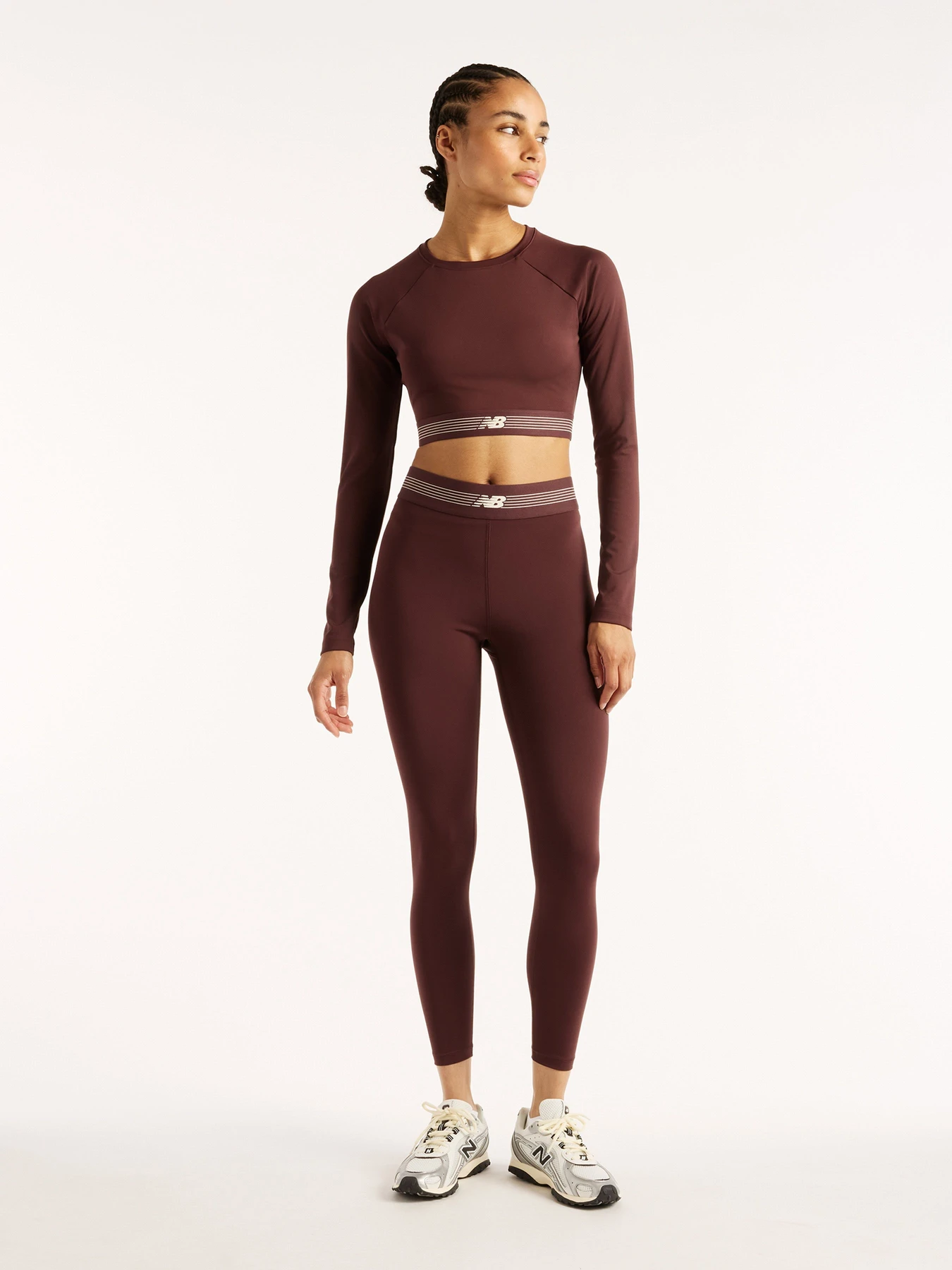 Худи и свитшоты New Balance модель WT62B3OEYLR Худи и свитшоты New Balance модель WT62B3OEYLR Фото