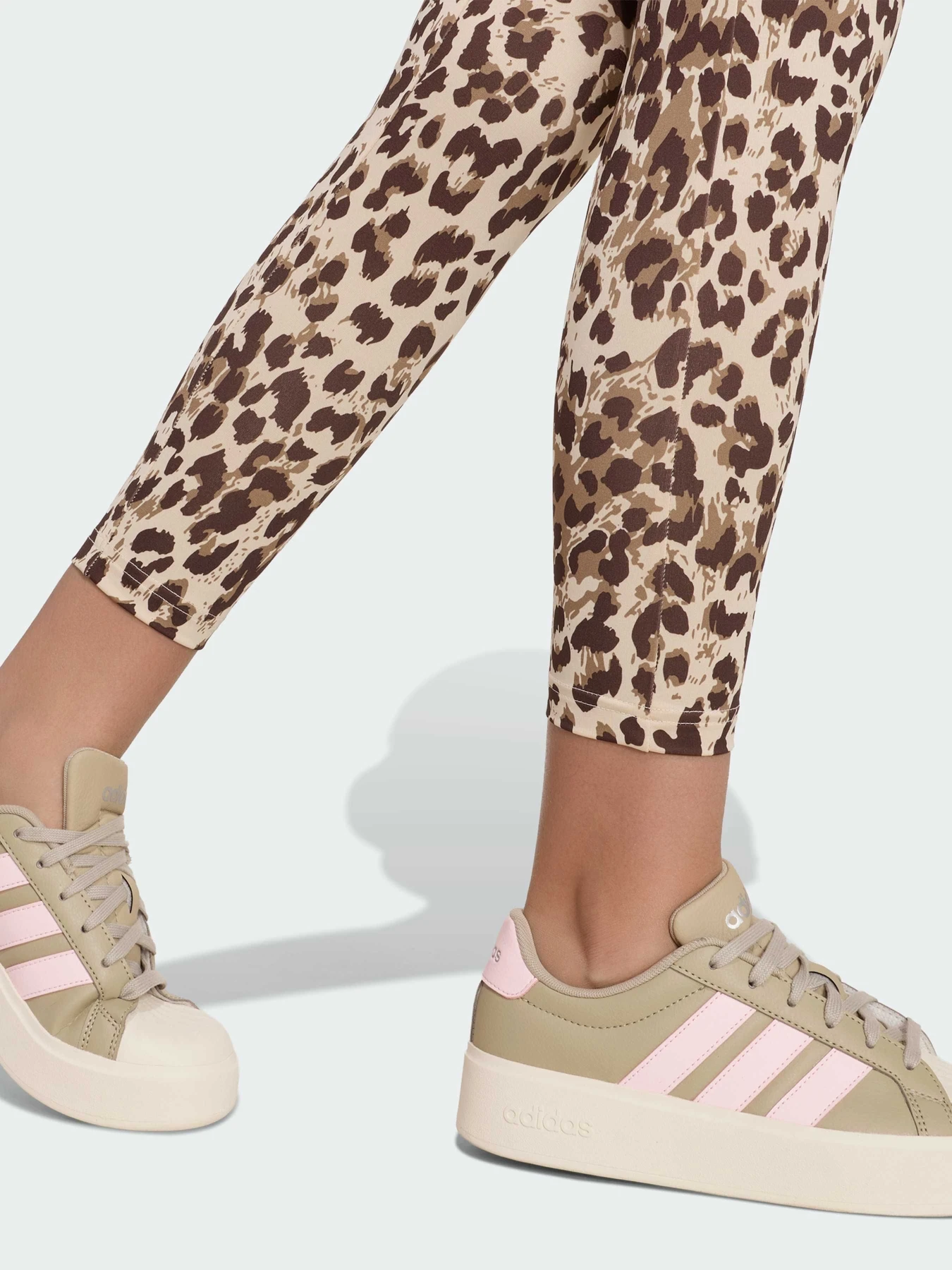Штани Adidas модель KC7221 Штани Adidas модель KC7221 Фото