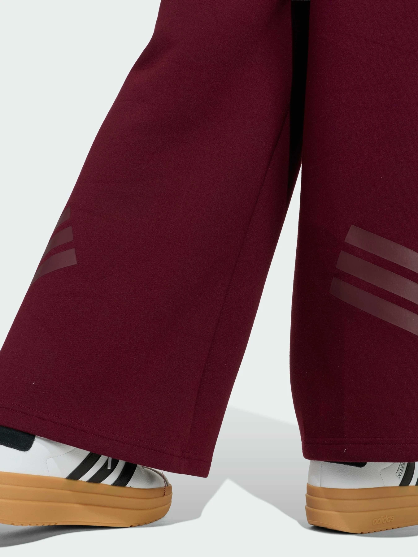 Штани Adidas 3 Stripes модель KQ6160 Штани Adidas 3 Stripes модель KQ6160 Фото