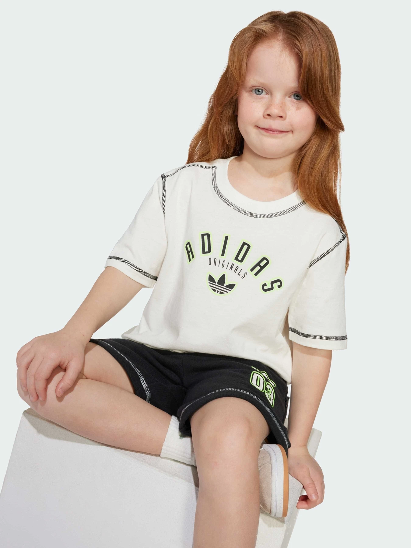 Костюмы Adidas Graphics модель JX5259 Фото