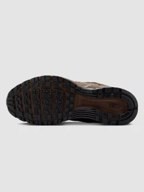 Кроссовки NIKE P-6000 Se модель IH4451-200 Фото
