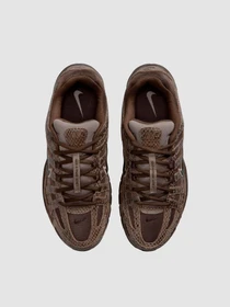 Кроссовки NIKE P-6000 Se модель IH4451-200 Фото