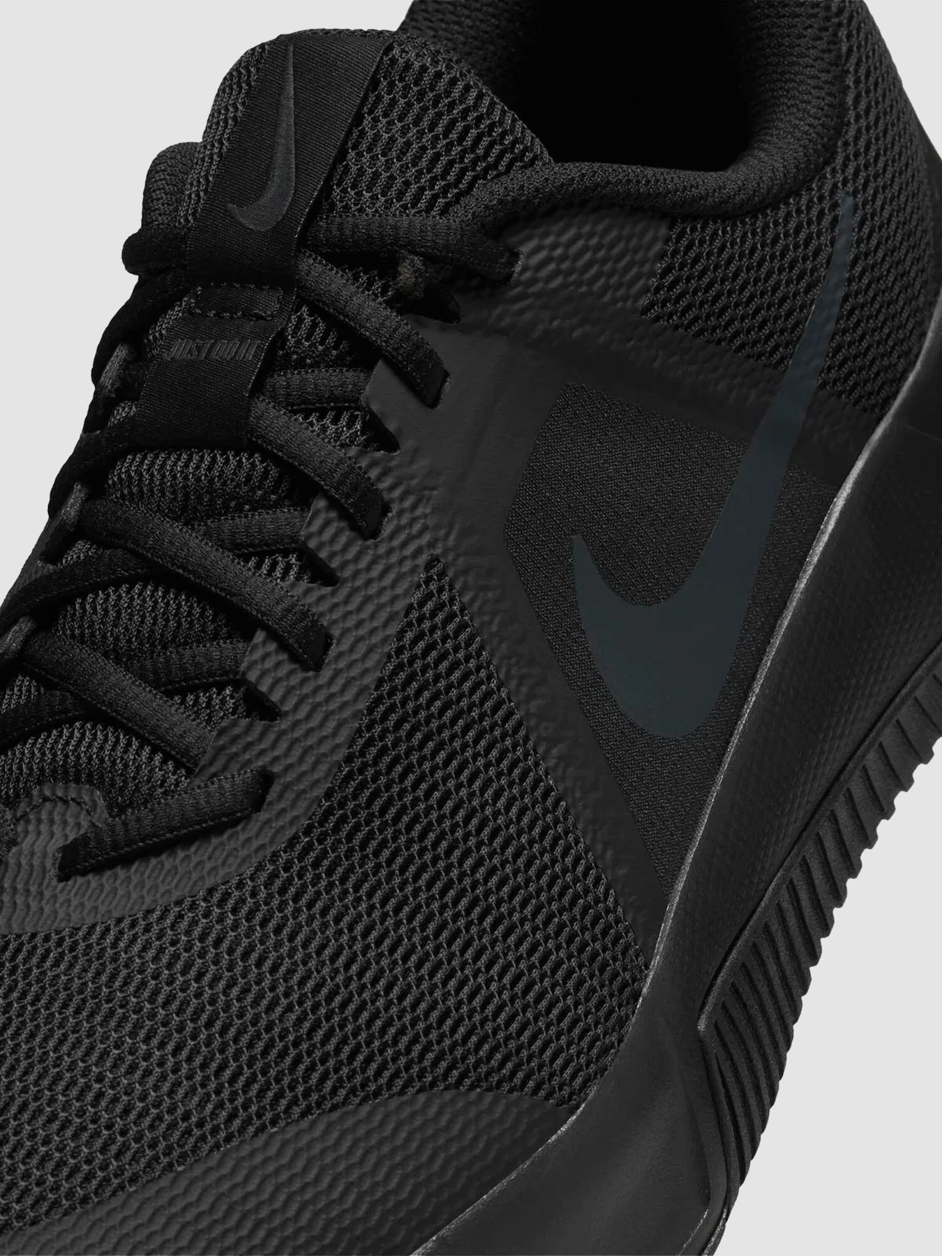 Кроссовки NIKE M Mc Trainer 3 модель FQ1831-003 Фото