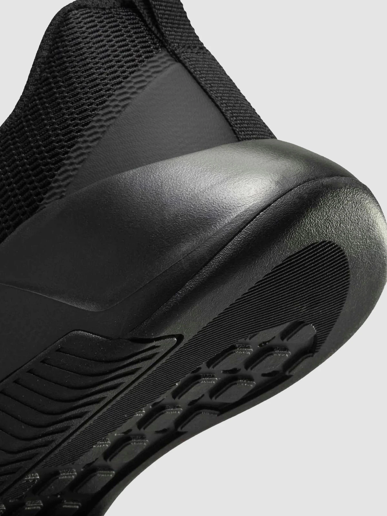 Кроссовки NIKE M Mc Trainer 3 модель FQ1831-003 Фото