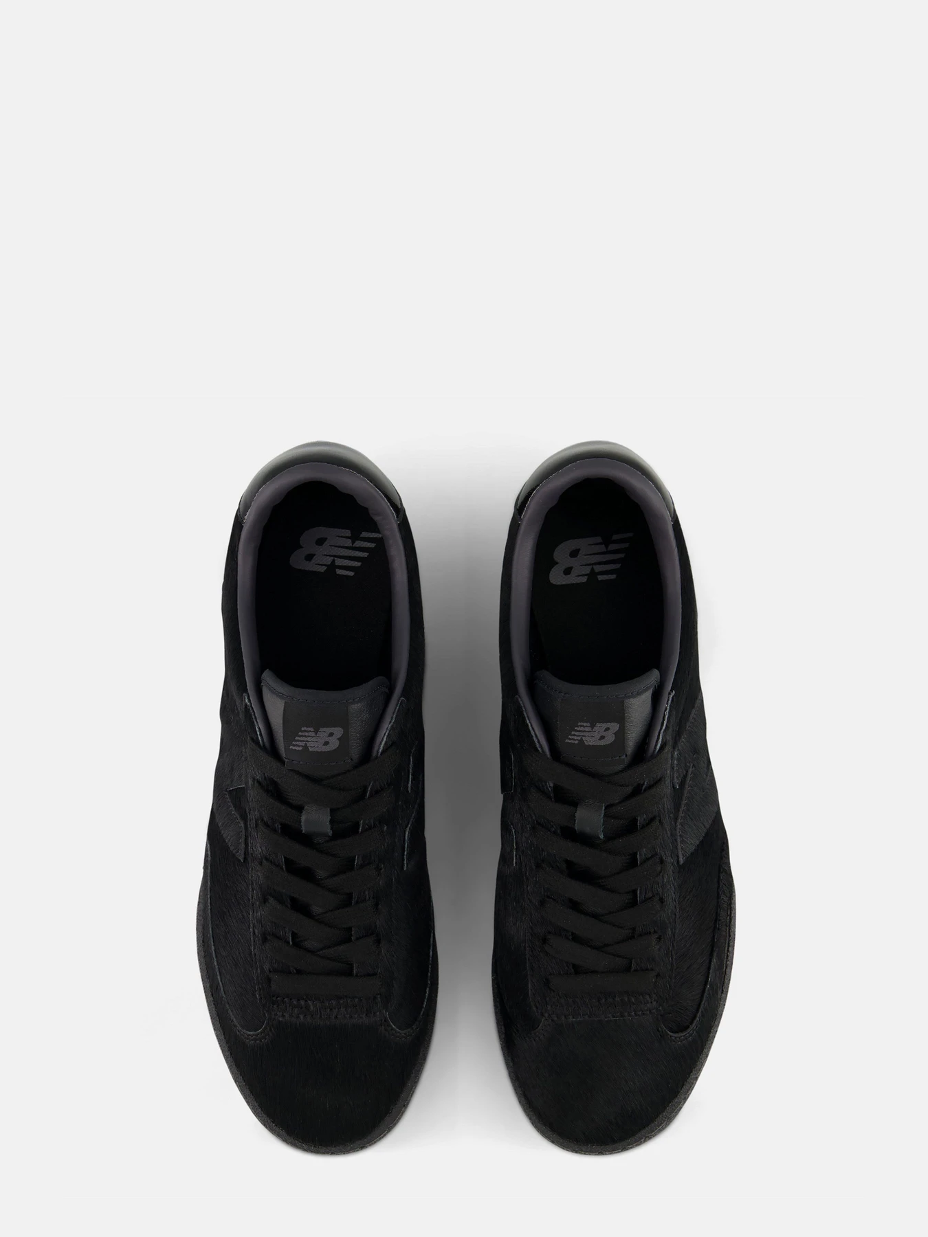 Кросівки New Balance модель UGTR8N3 Кросівки New Balance модель UGTR8N3 Фото