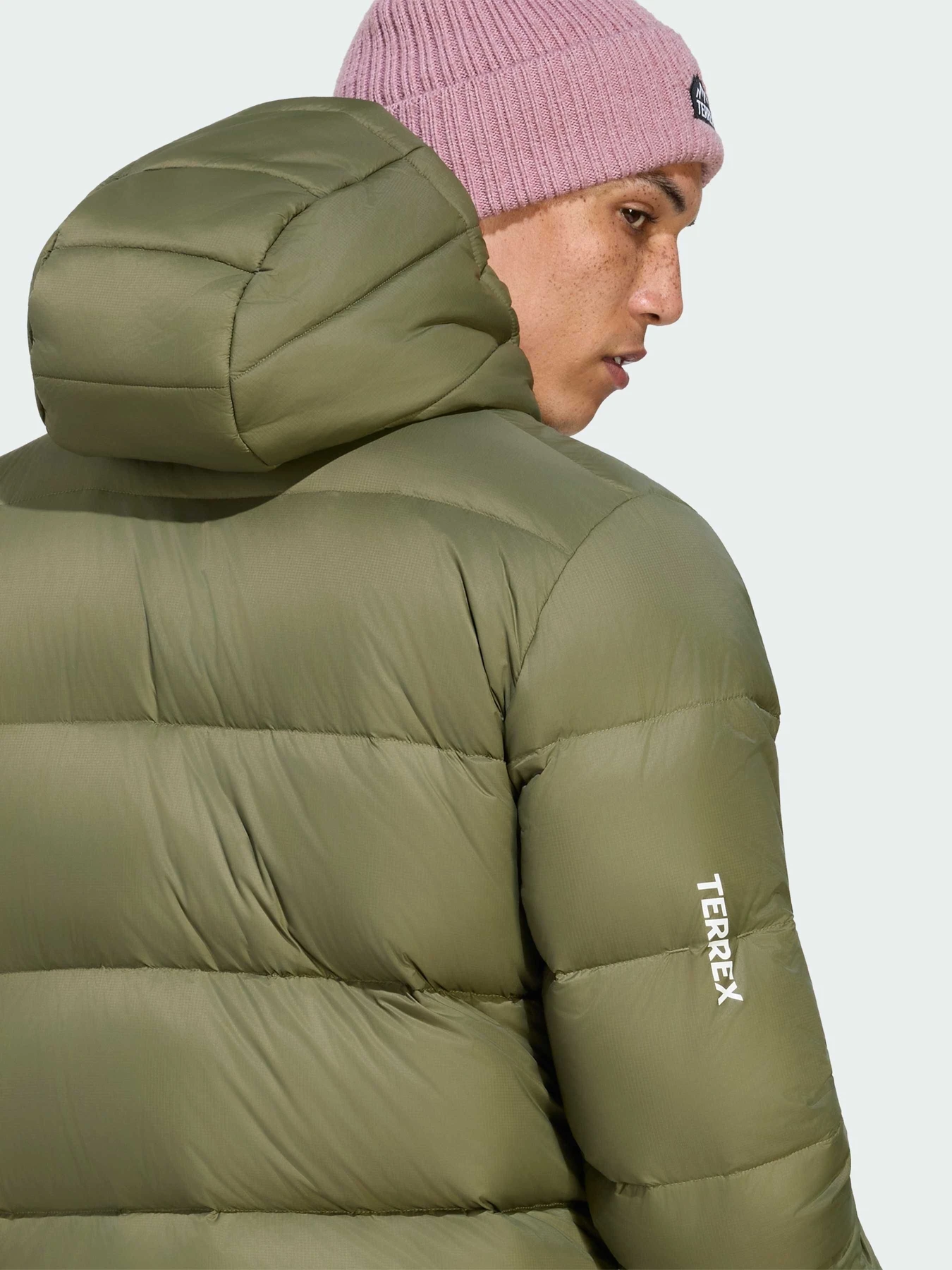 Куртки та дублянки Adidas модель KY2718 Фото