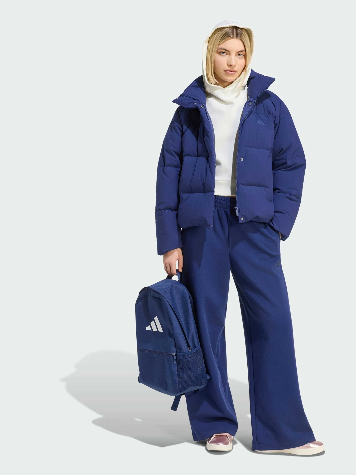 Куртки та дублянки Adidas модель KW4822 Фото