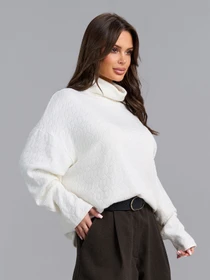 Свитеры и кардиганы ISSA Plus модель 15942_молочный Фото