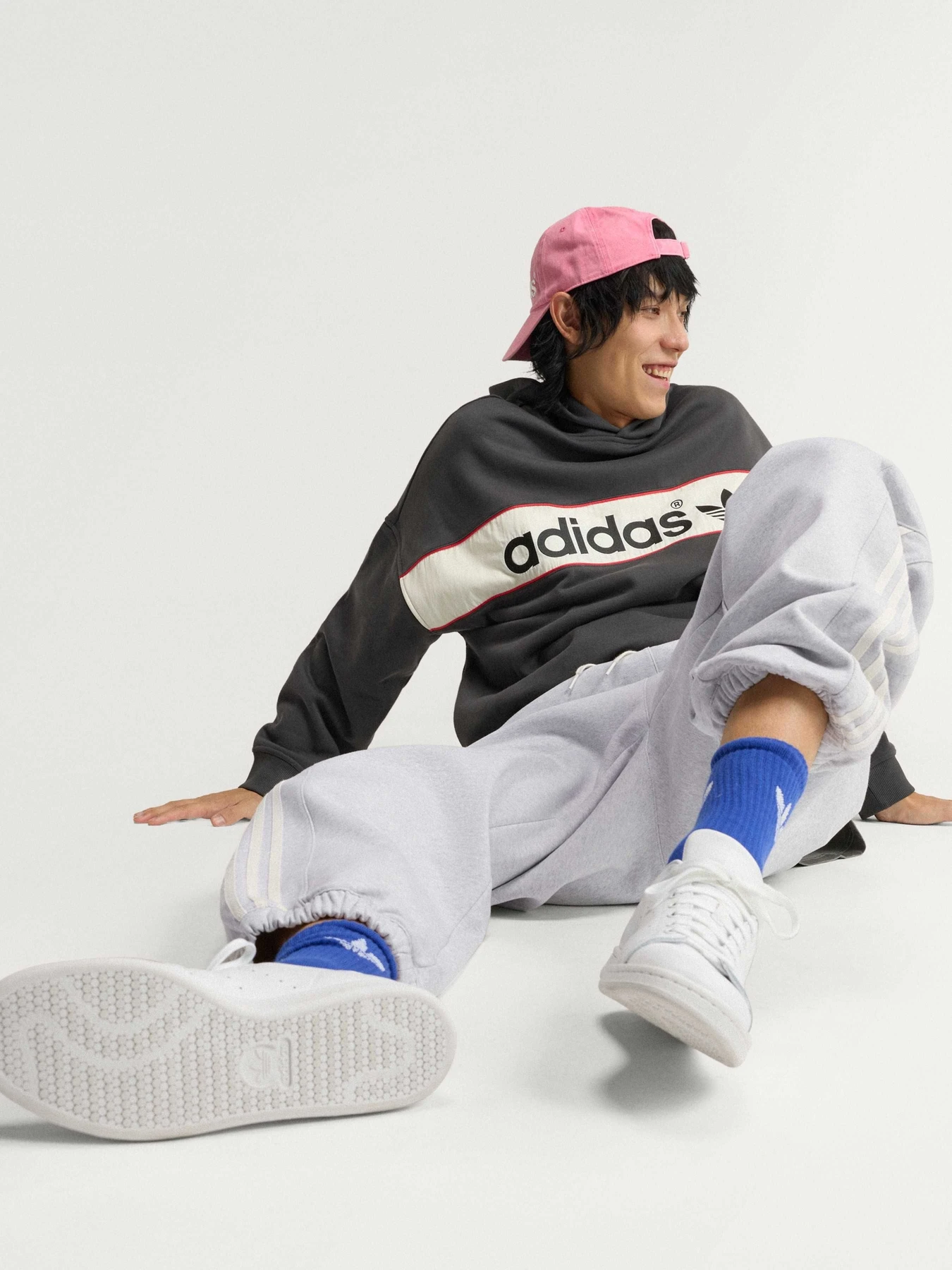 Брюки Adidas модель LD1614 Брюки Adidas модель LD1614 Фото