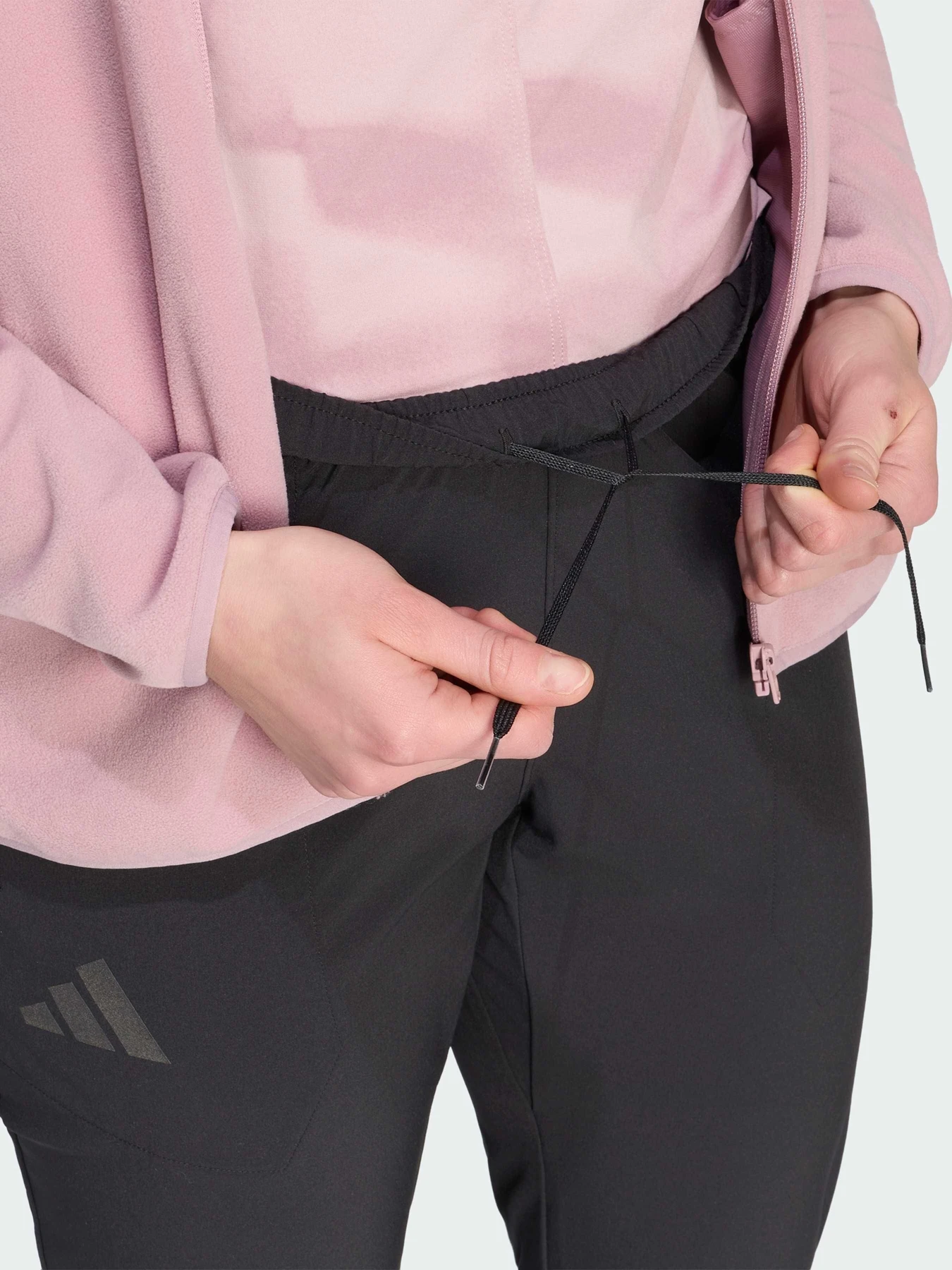 Брюки Adidas Adidas Essentials модель KW7454 Фото