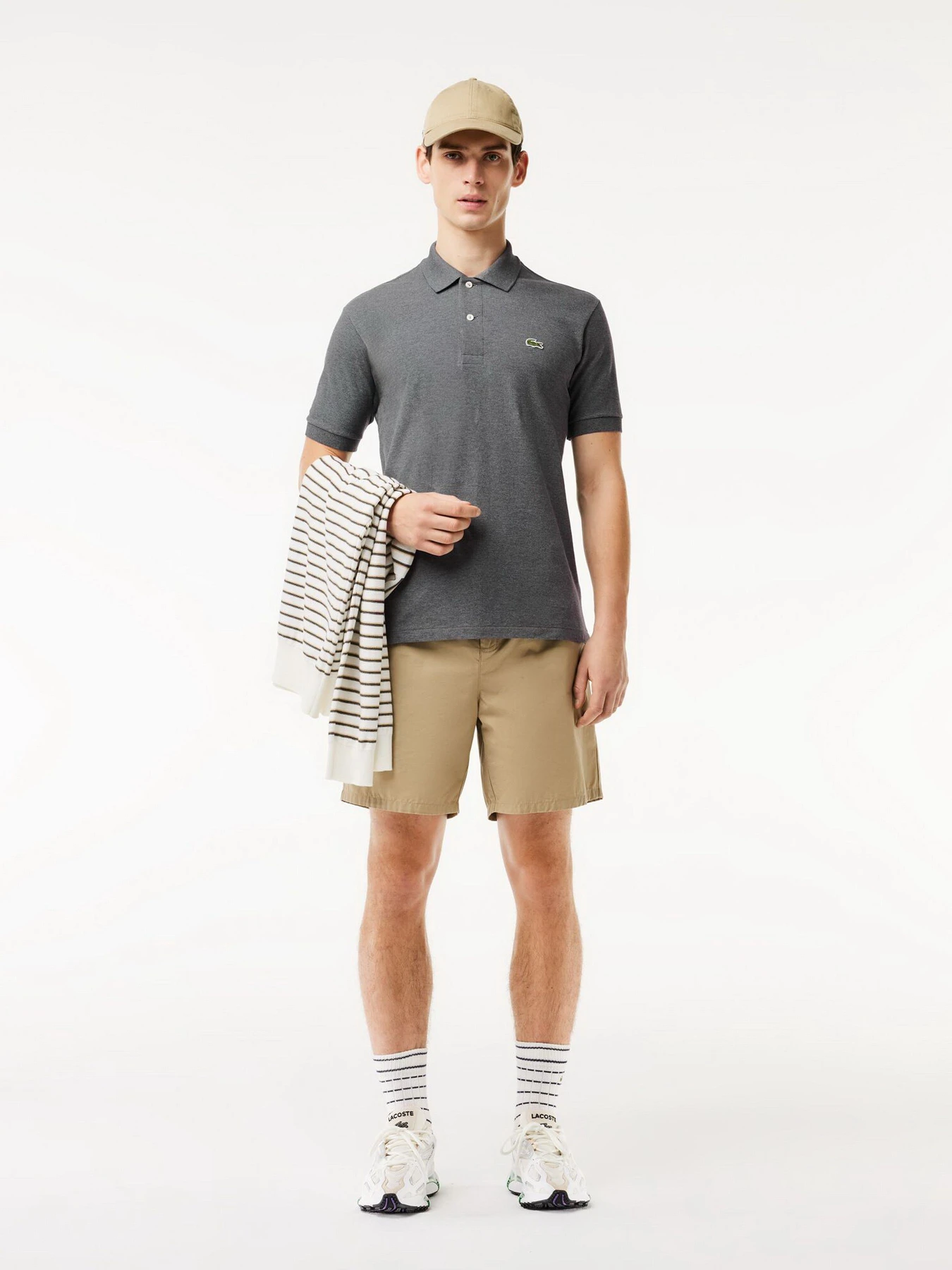 Футболки и поло Lacoste модель L1264050 Футболки и поло Lacoste модель L1264050 Фото