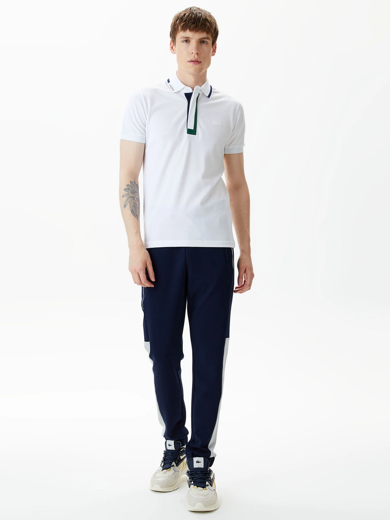 Футболки і поло Lacoste модель PH0405001 Футболки і поло Lacoste модель PH0405001 Фото
