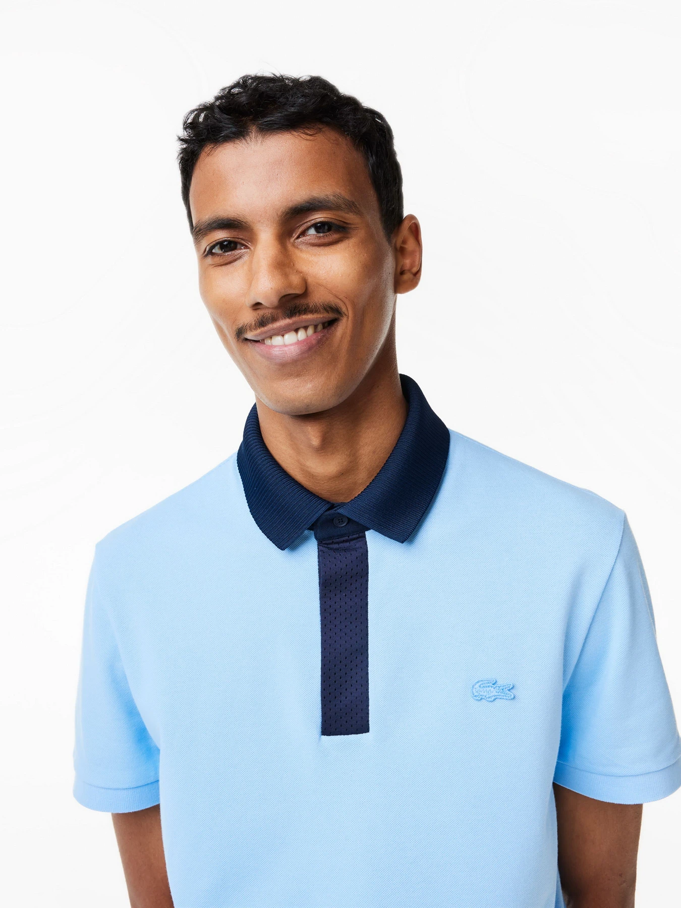 Футболки і поло Lacoste модель PH5367CM9 Футболки і поло Lacoste модель PH5367CM9 Фото