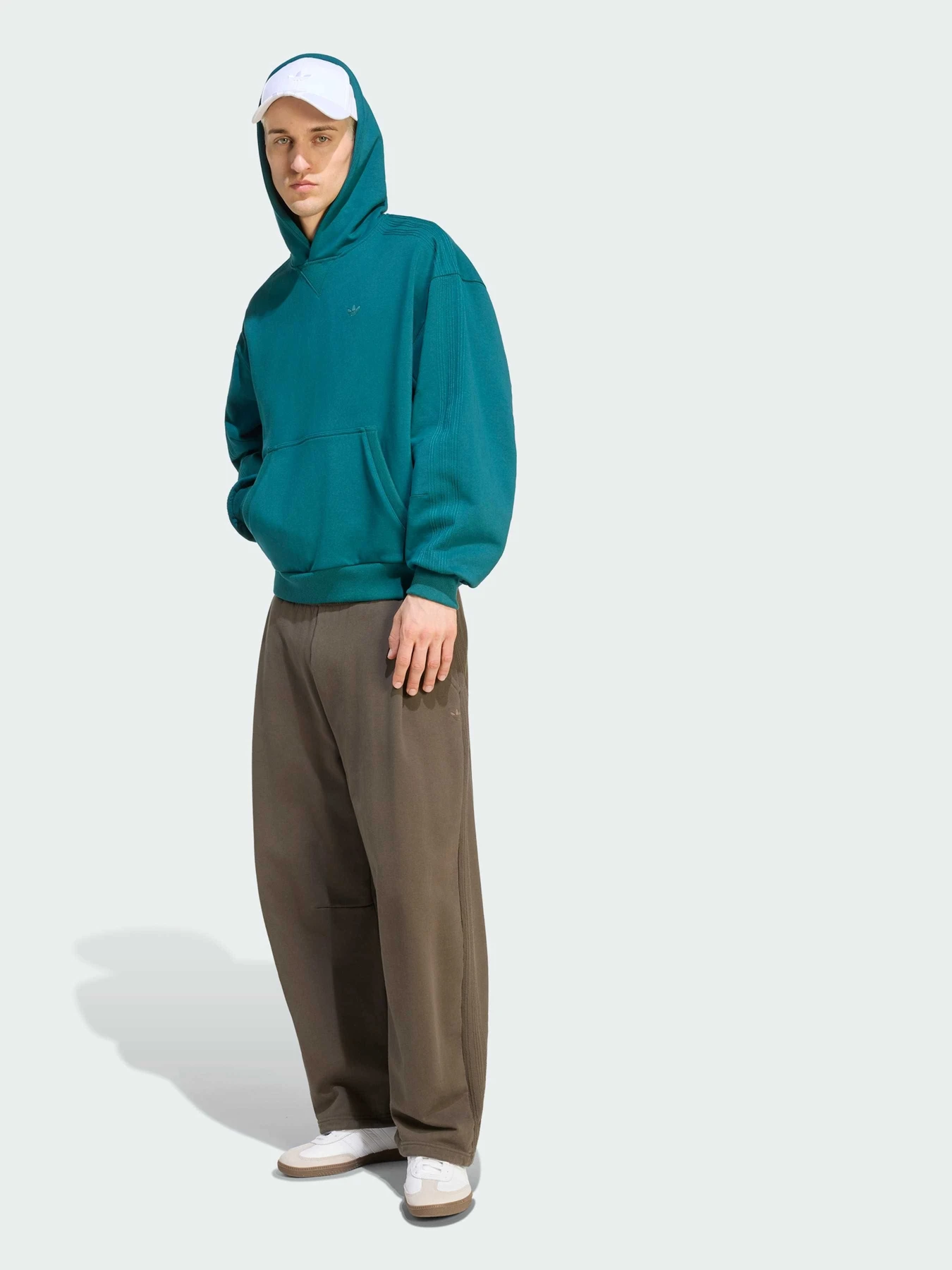 Худі та світшоти Adidas Adidas Essentials модель KR6967 Худі та світшоти Adidas Adidas Essentials модель KR6967 Фото