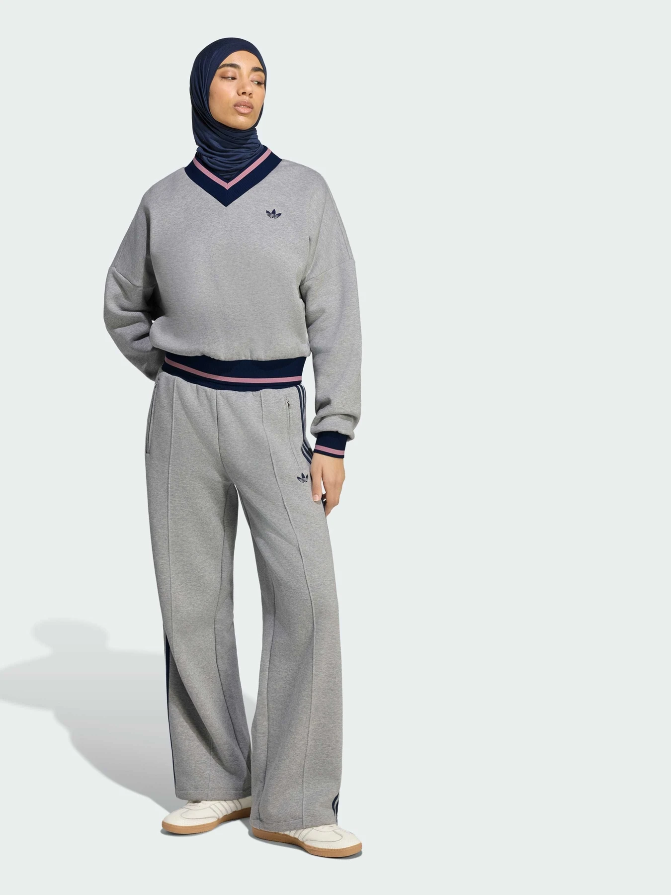 Худі та світшоти Adidas Adicolor модель KS7368 Худі та світшоти Adidas Adicolor модель KS7368 Фото